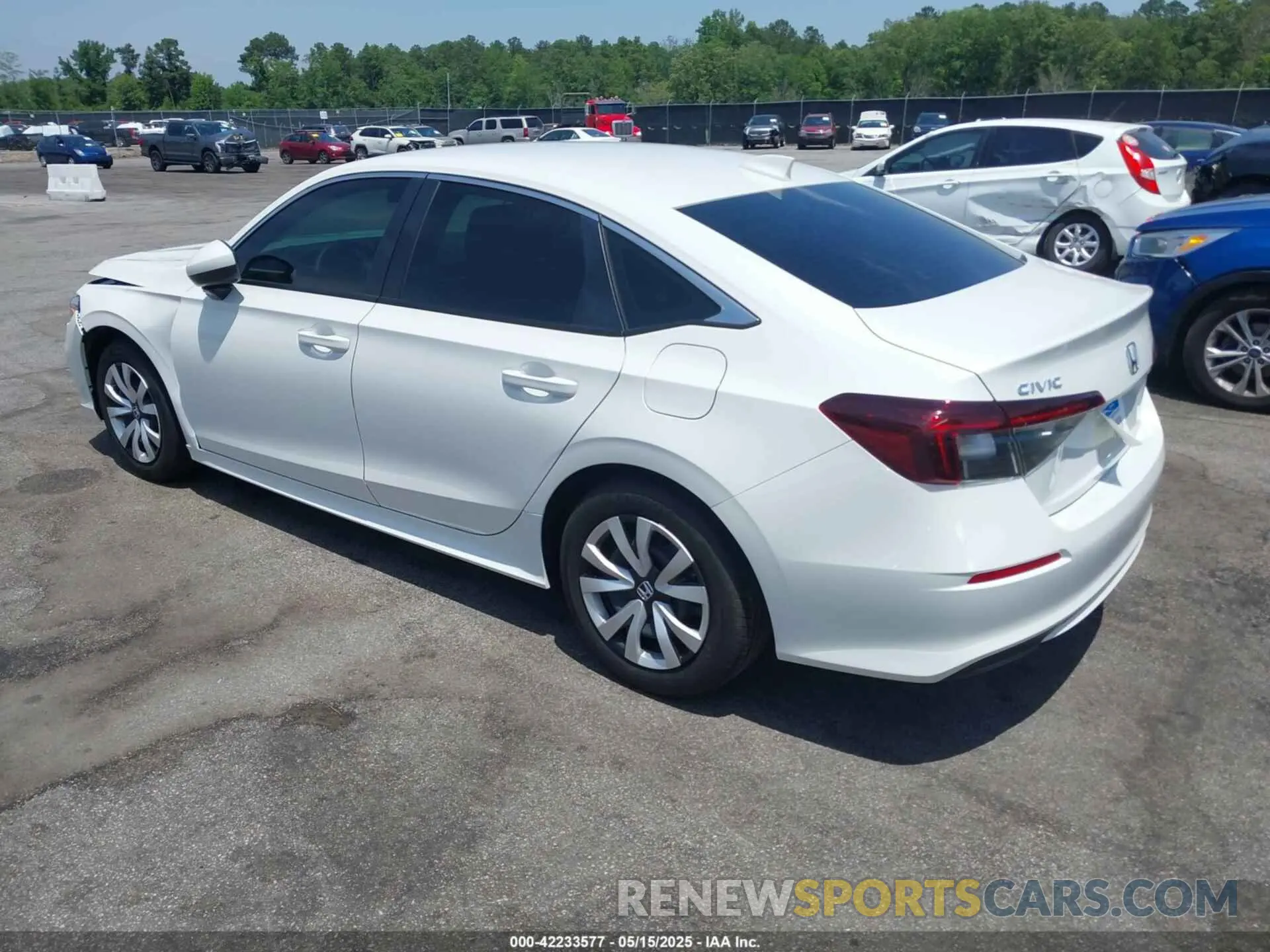 3 Фотография поврежденного автомобиля 2HGFE2F28SH575317 HONDA CIVIC 2025