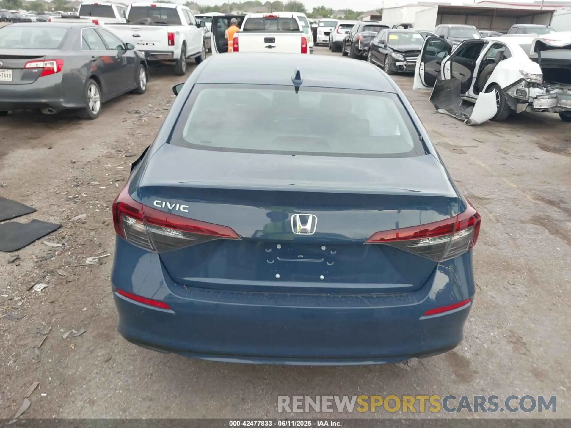 16 Photograph of a damaged car 2HGFE2F29SH591252 HONDA CIVIC 2025