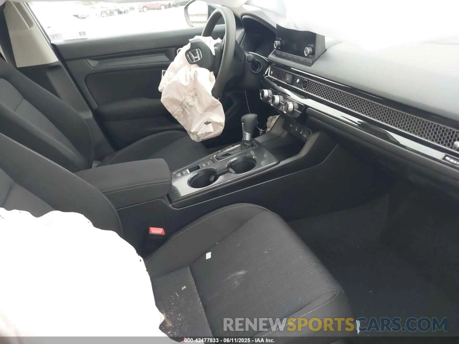 5 Photograph of a damaged car 2HGFE2F29SH591252 HONDA CIVIC 2025