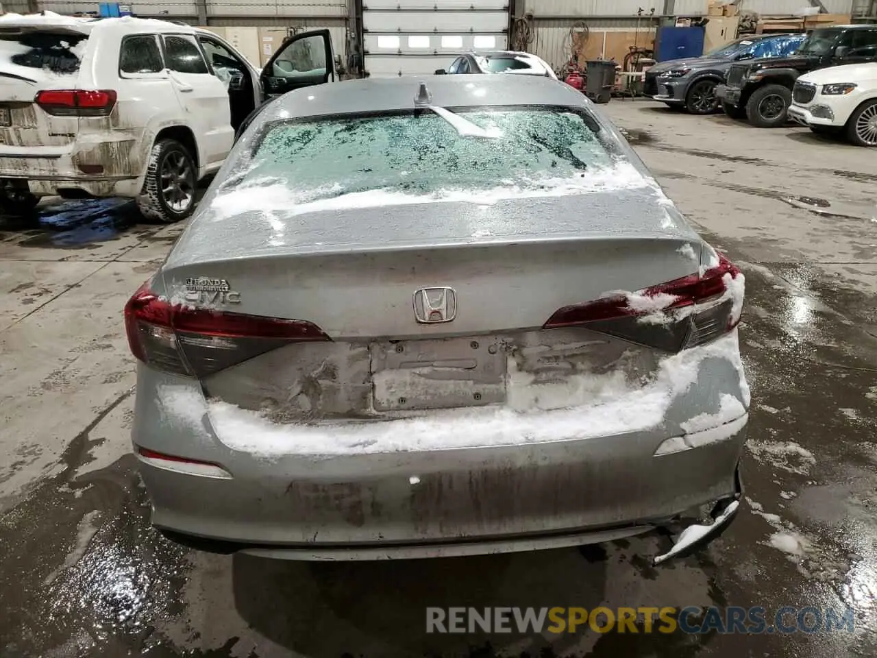 6 Фотография поврежденного автомобиля 2HGFE2F2XSH102874 HONDA CIVIC 2025