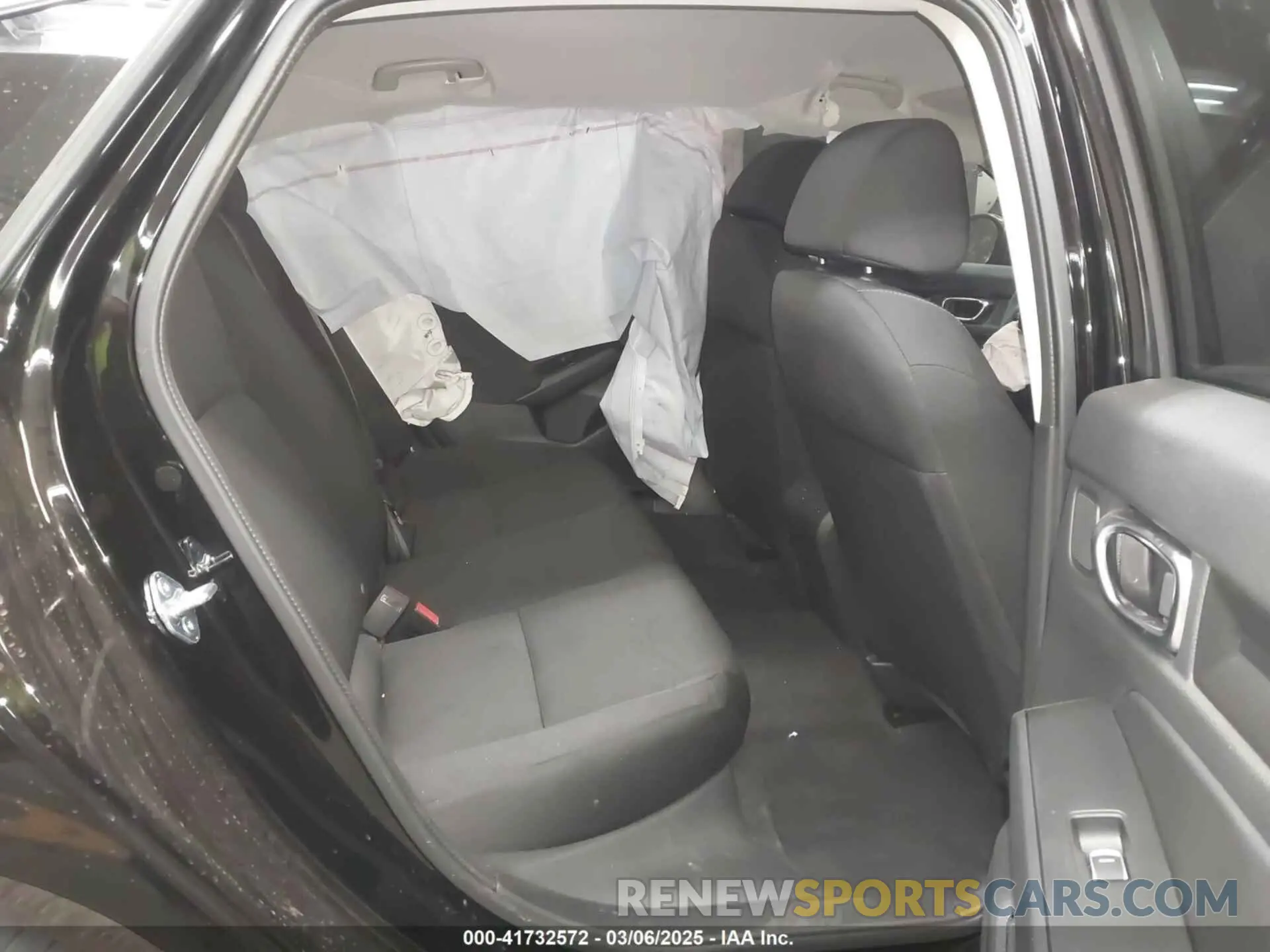 8 Photograph of a damaged car 2HGFE2F2XSH568725 HONDA CIVIC 2025