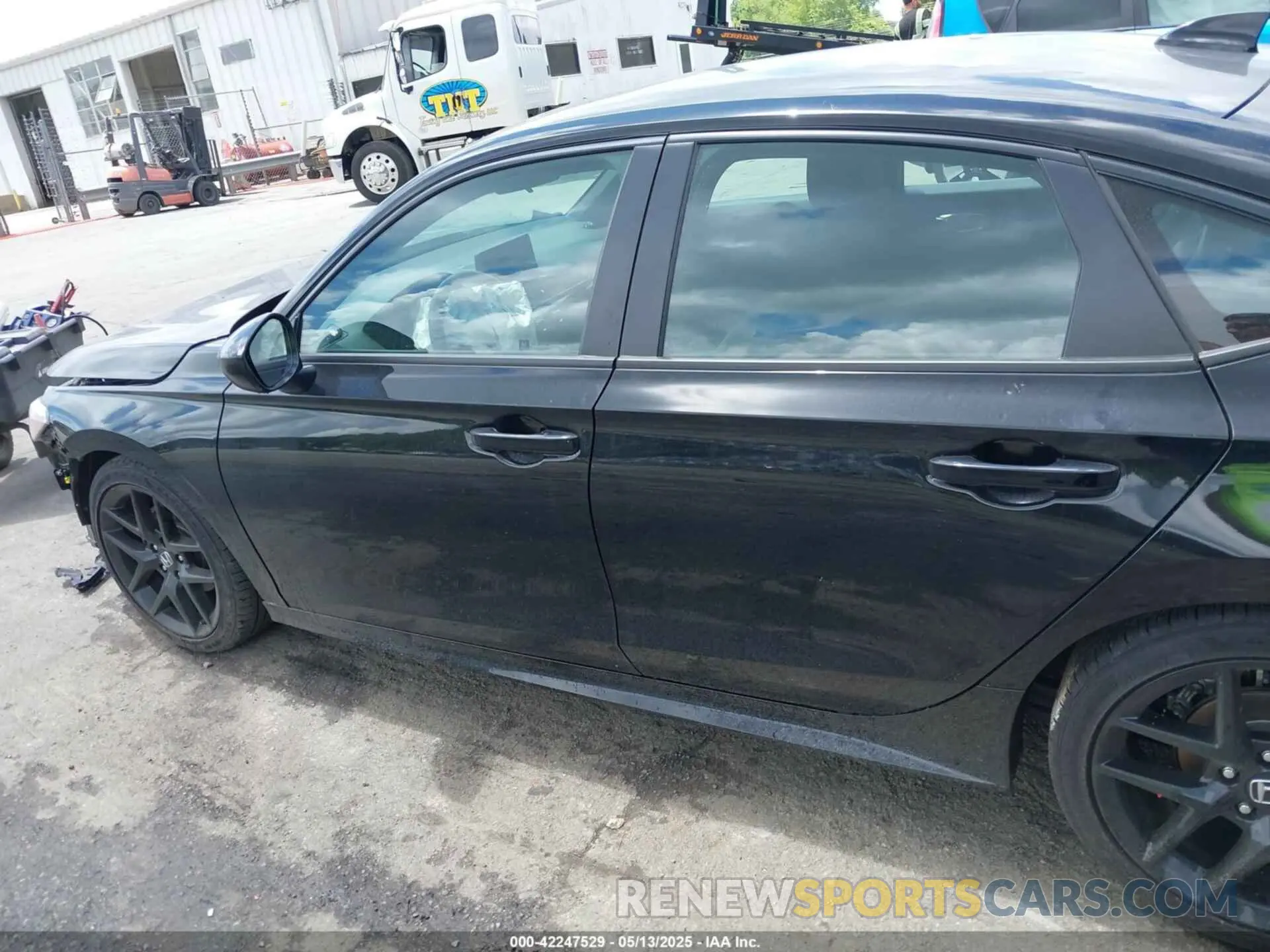 15 Фотография поврежденного автомобиля 2HGFE2F50SH509578 HONDA CIVIC 2025