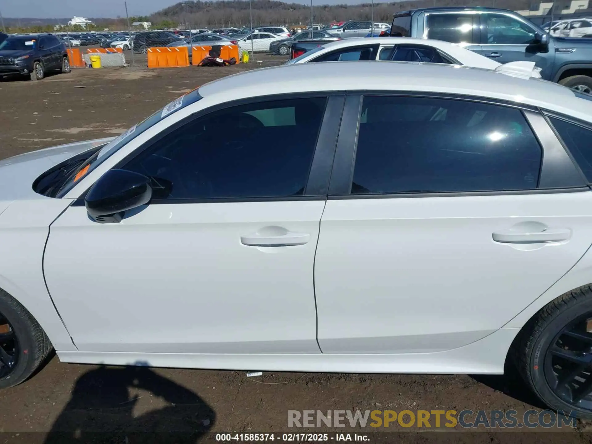 15 Photograph of a damaged car 2HGFE2F50SH514604 HONDA CIVIC 2025