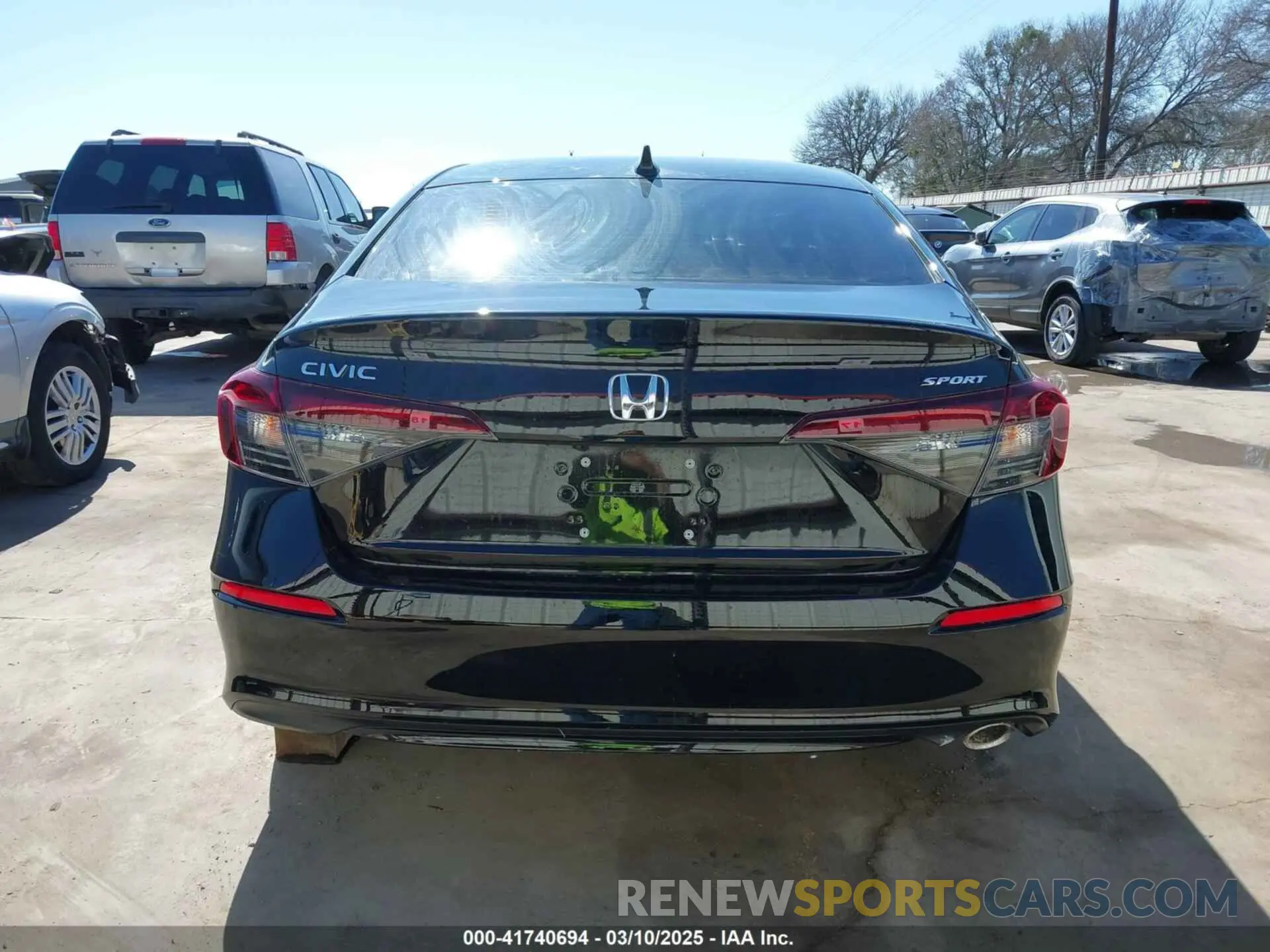 17 Photograph of a damaged car 2HGFE2F50SH527286 HONDA CIVIC 2025