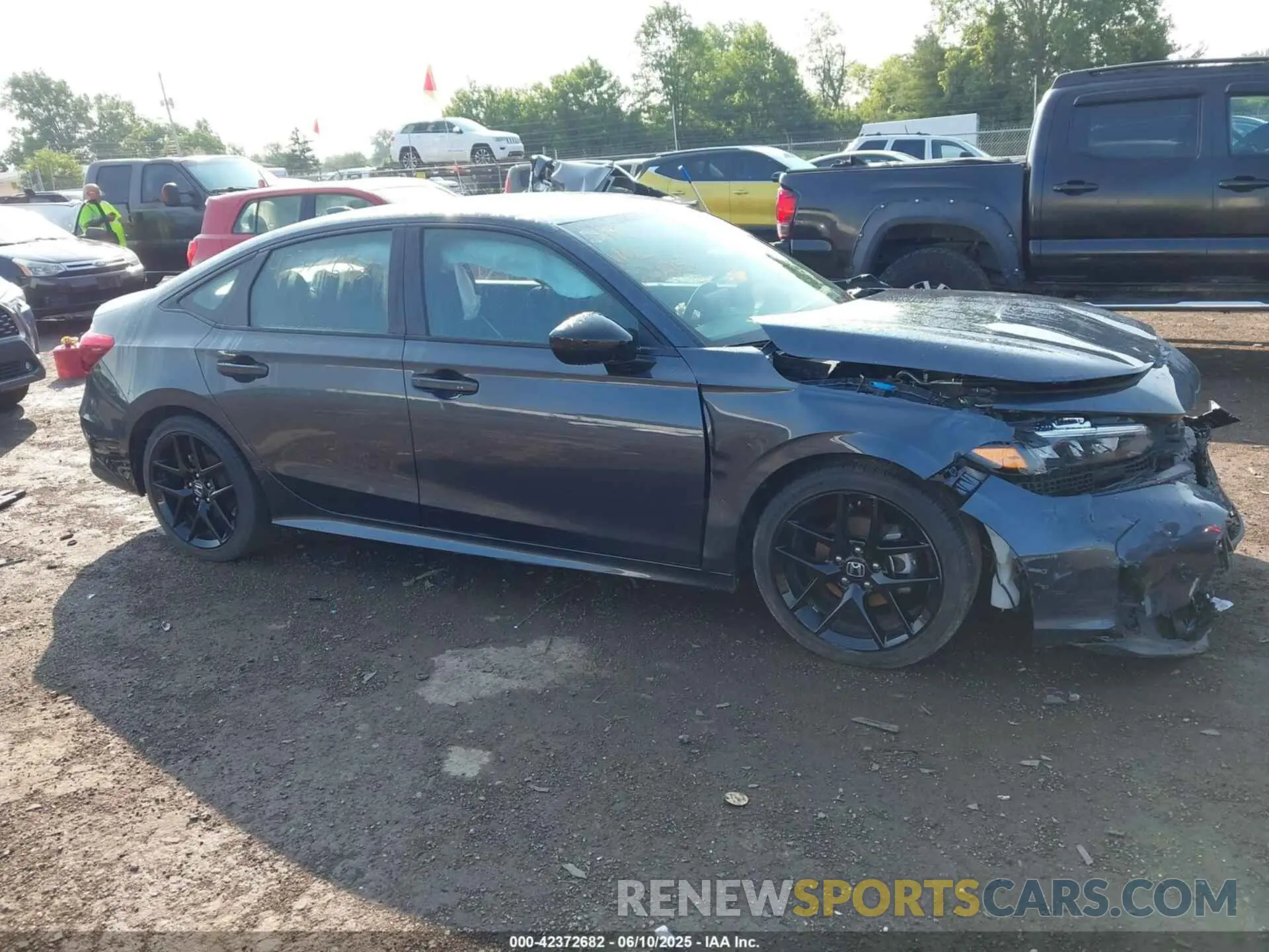 14 Photograph of a damaged car 2HGFE2F50SH531810 HONDA CIVIC 2025