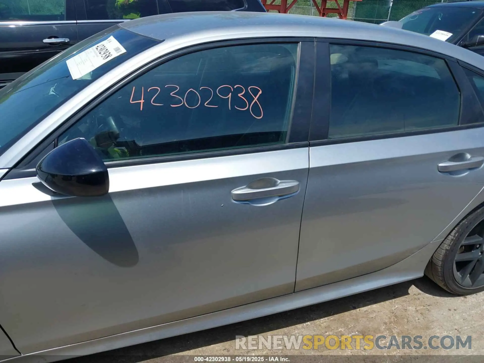15 Photograph of a damaged car 2HGFE2F50SH542824 HONDA CIVIC 2025