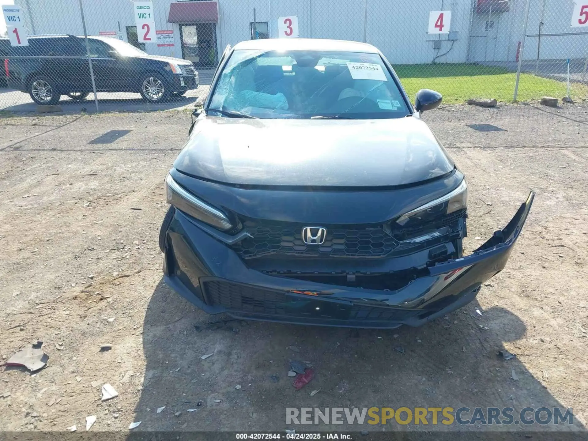 12 Фотография поврежденного автомобиля 2HGFE2F50SH566900 HONDA CIVIC 2025