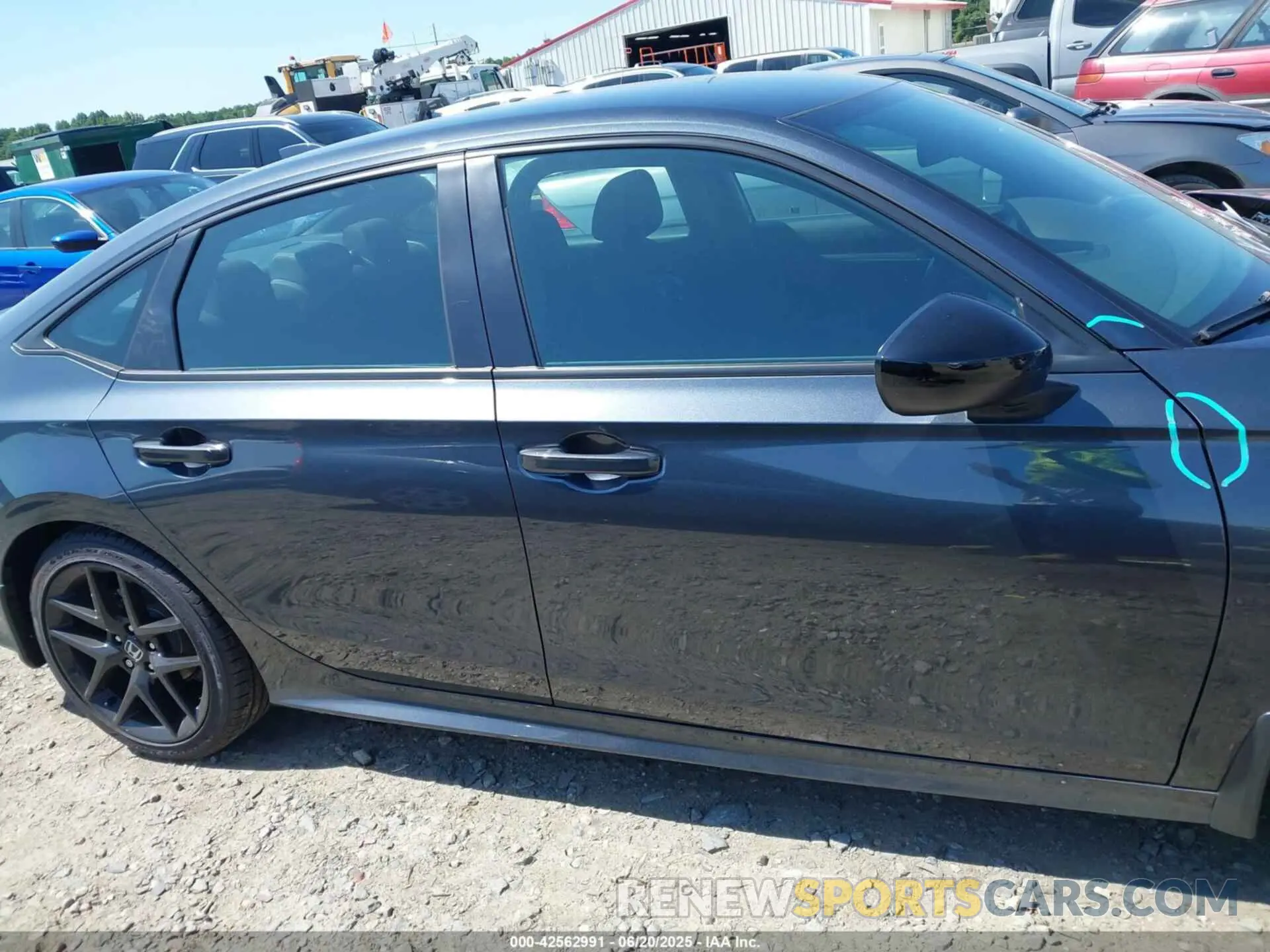 14 Фотография поврежденного автомобиля 2HGFE2F50SH573300 HONDA CIVIC 2025