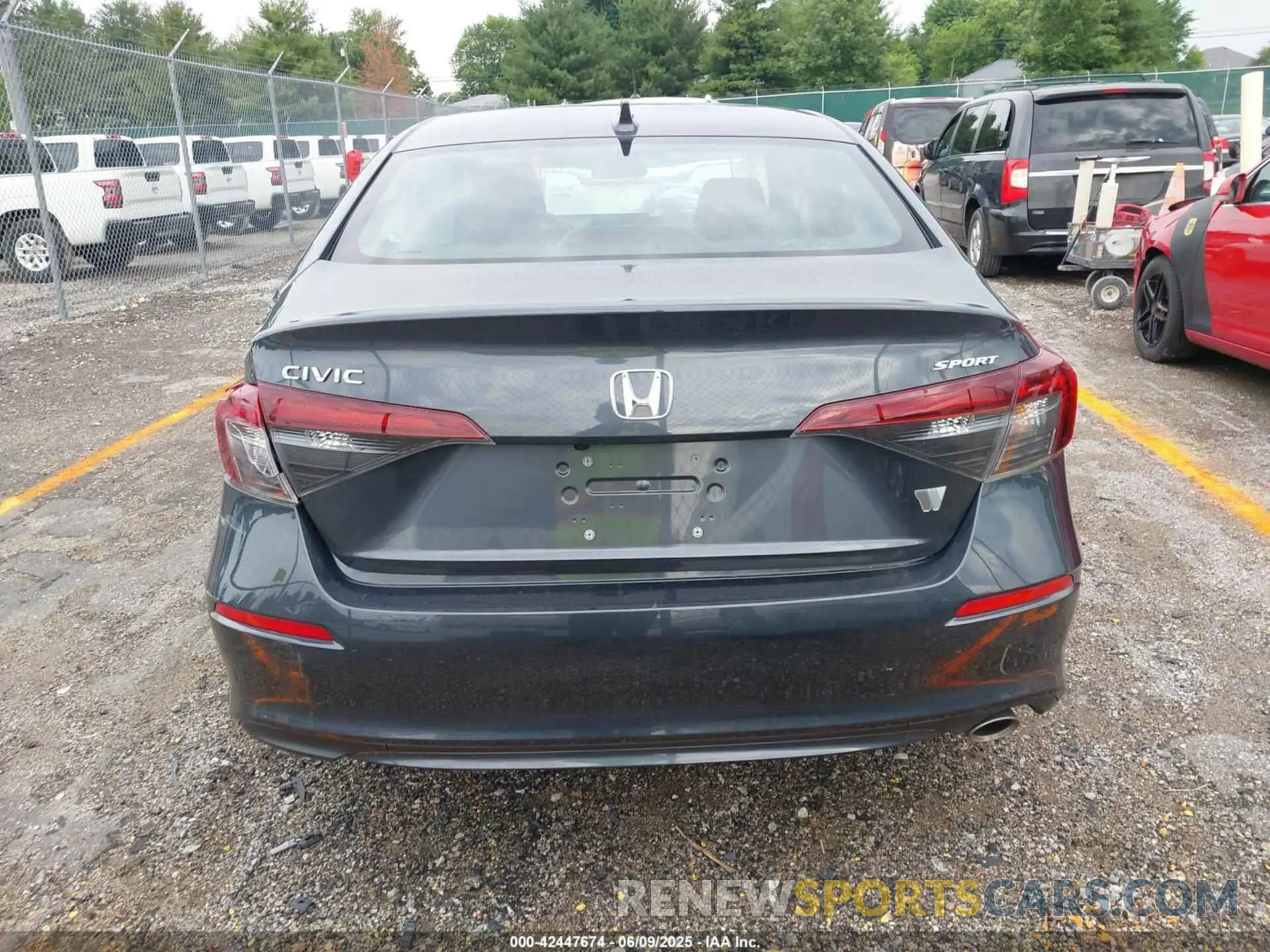 17 Photograph of a damaged car 2HGFE2F51SH500131 HONDA CIVIC 2025