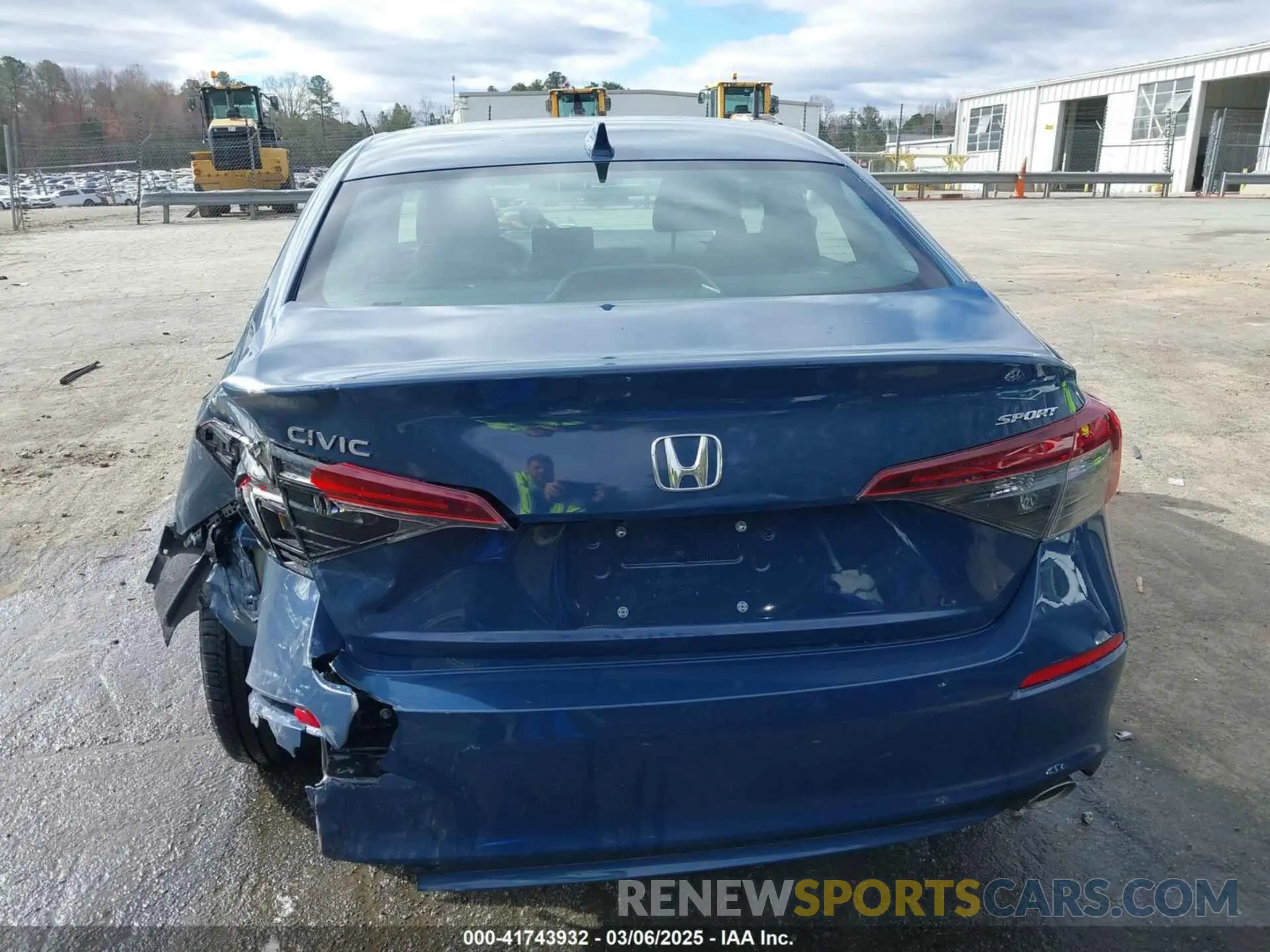 16 Фотография поврежденного автомобиля 2HGFE2F51SH526891 HONDA CIVIC 2025