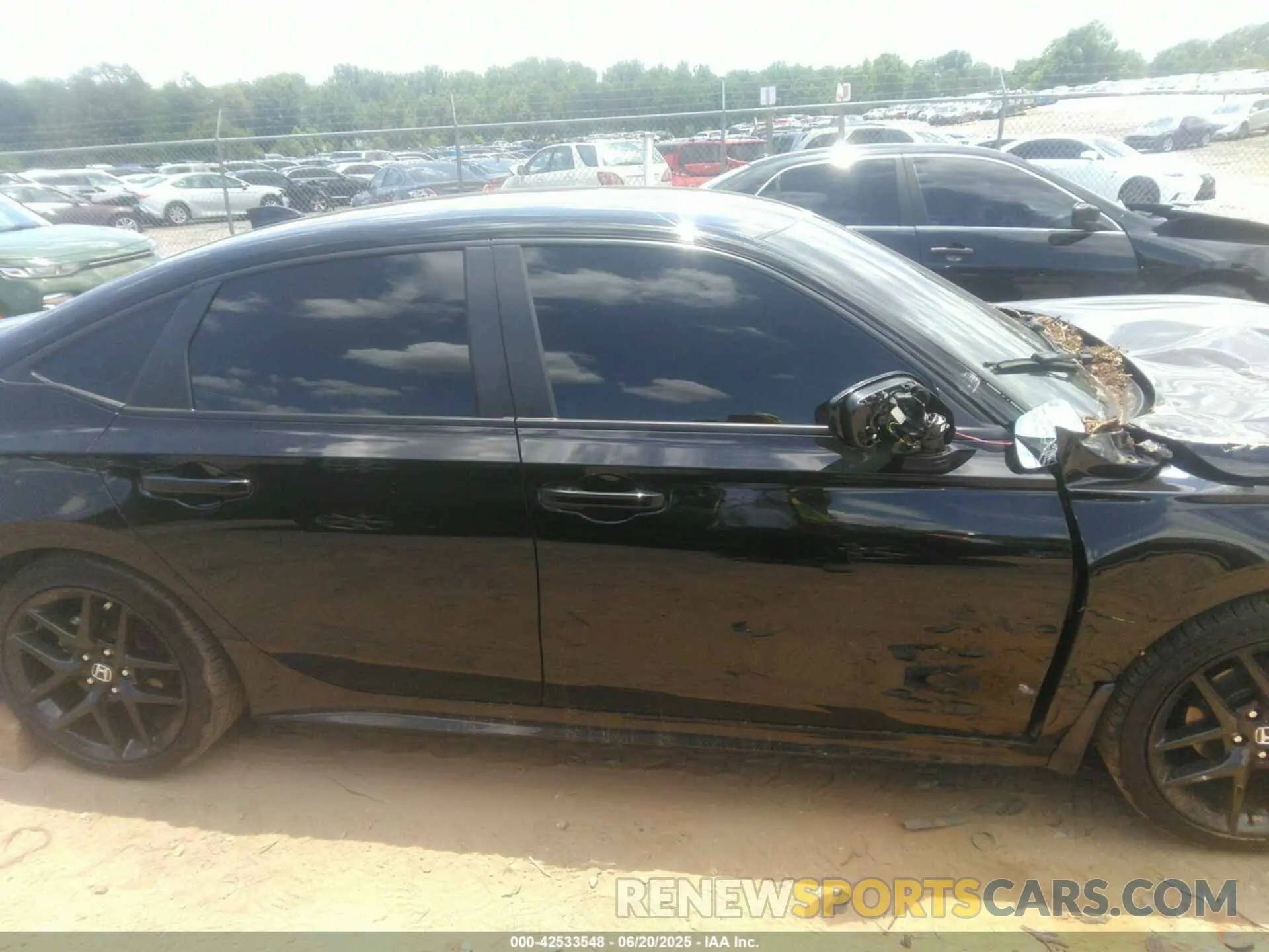 13 Photograph of a damaged car 2HGFE2F51SH552326 HONDA CIVIC 2025