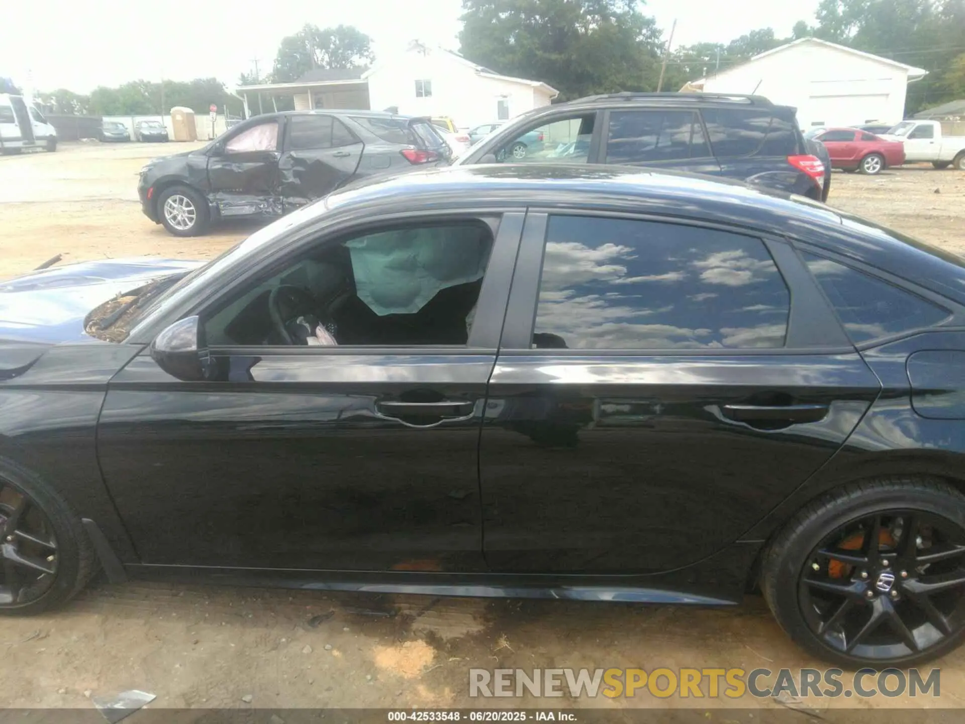 14 Photograph of a damaged car 2HGFE2F51SH552326 HONDA CIVIC 2025