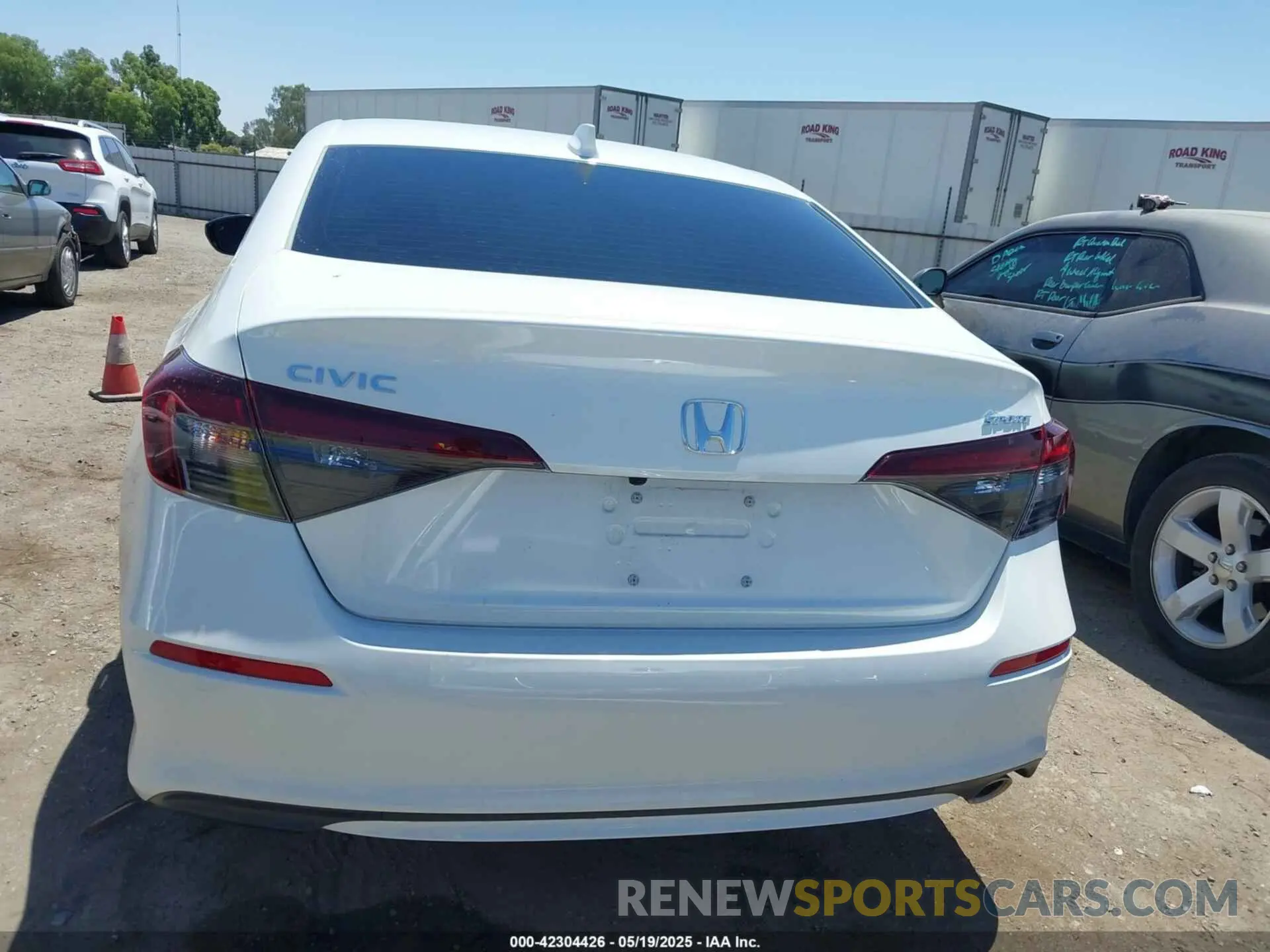 16 Photograph of a damaged car 2HGFE2F51SH567280 HONDA CIVIC 2025