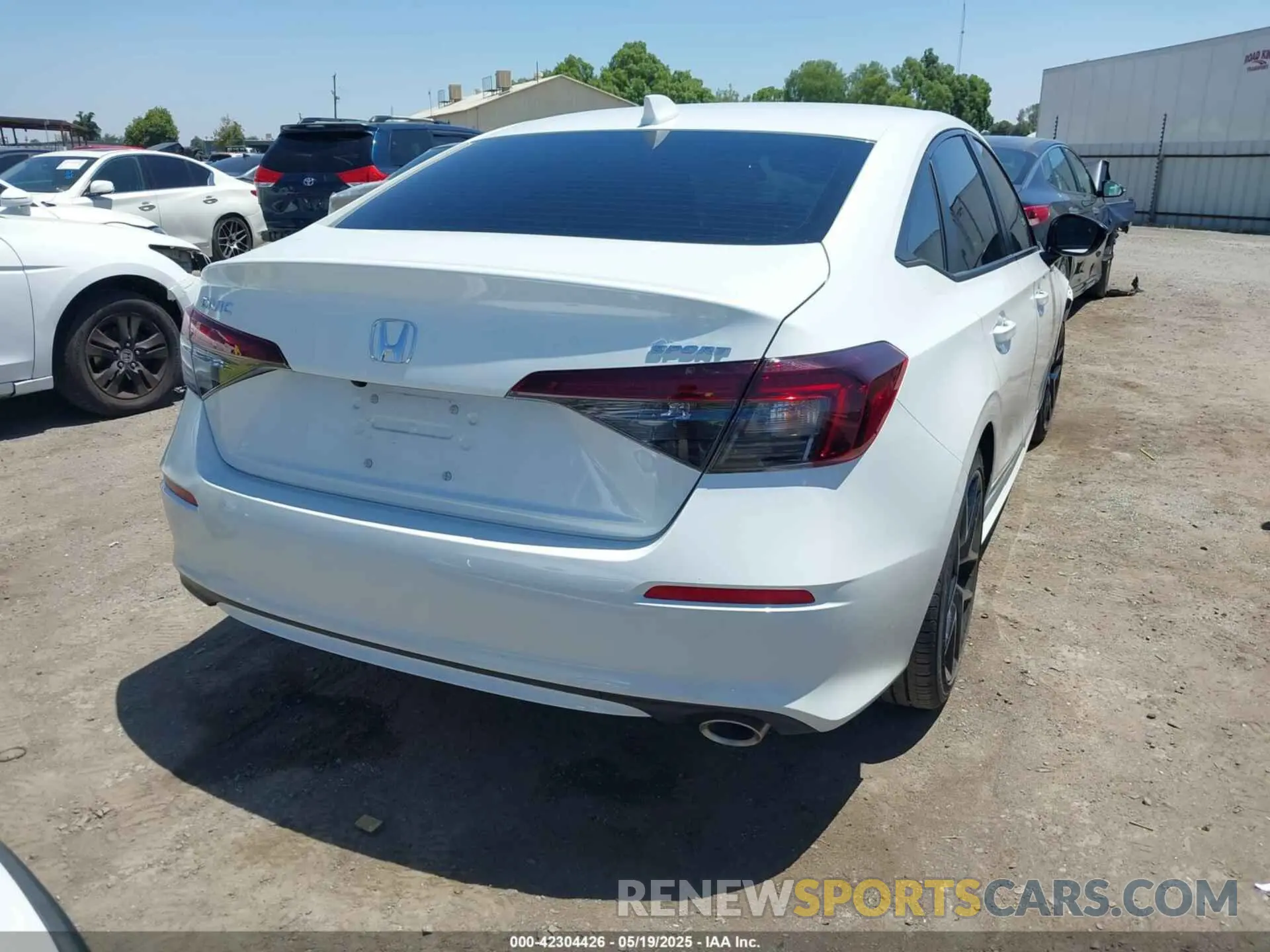 4 Photograph of a damaged car 2HGFE2F51SH567280 HONDA CIVIC 2025