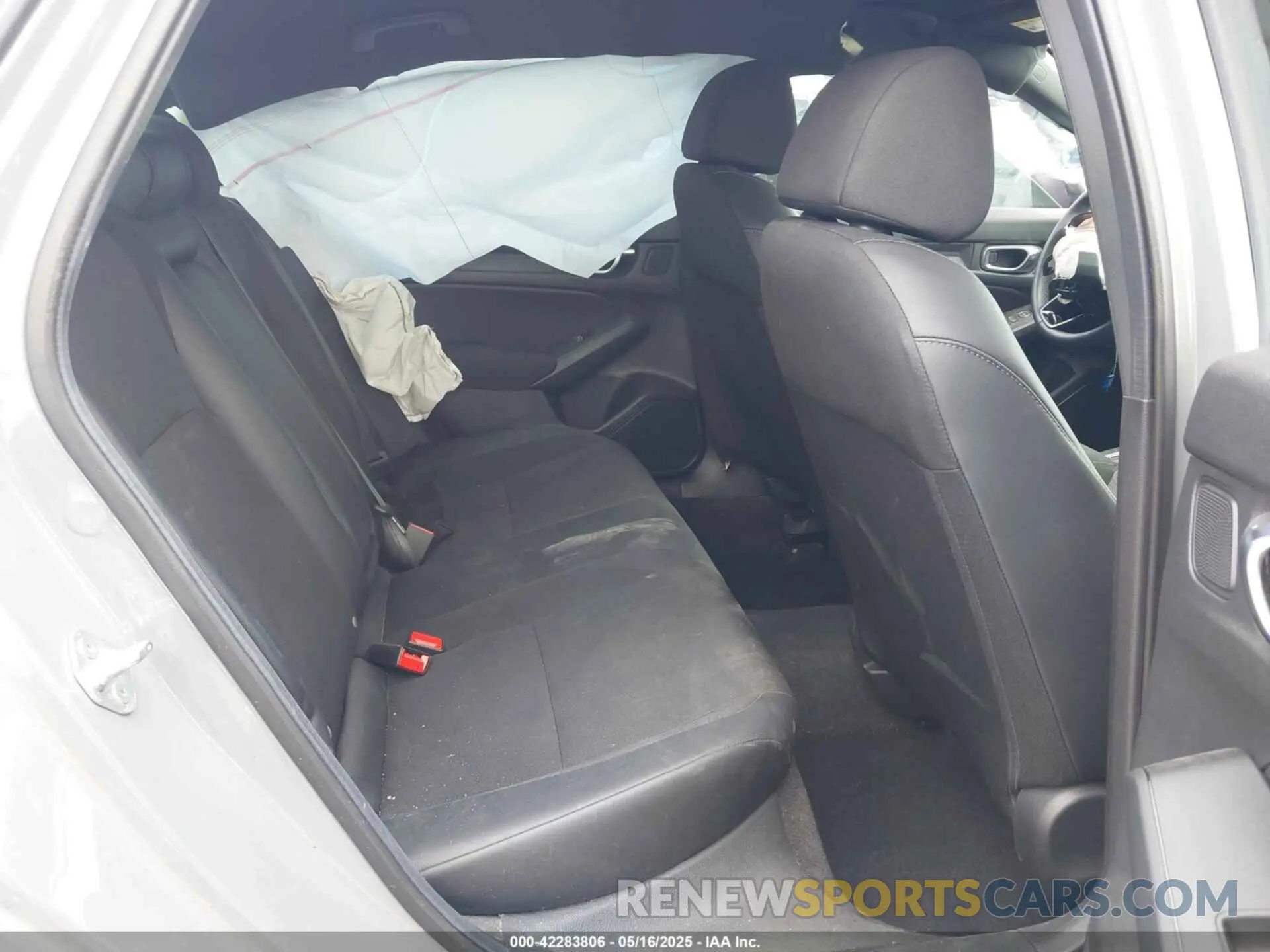8 Photograph of a damaged car 2HGFE2F52SH558541 HONDA CIVIC 2025