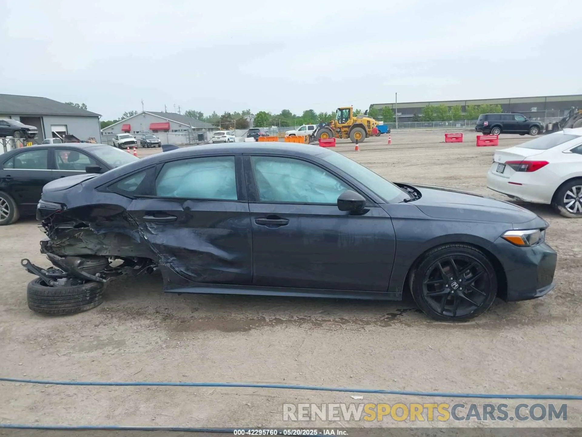 13 Photograph of a damaged car 2HGFE2F52SH570737 HONDA CIVIC 2025