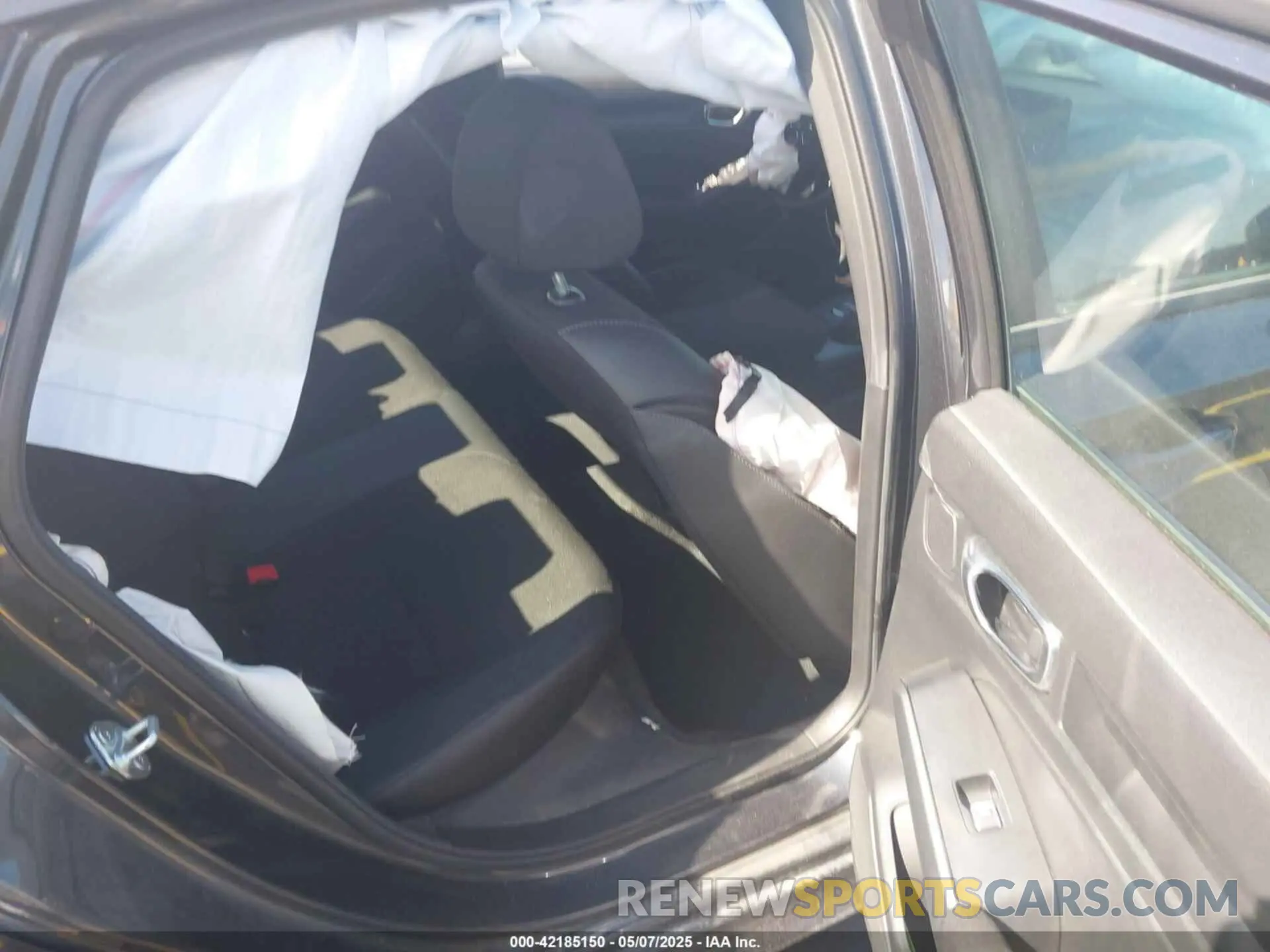 8 Photograph of a damaged car 2HGFE2F53SH501930 HONDA CIVIC 2025