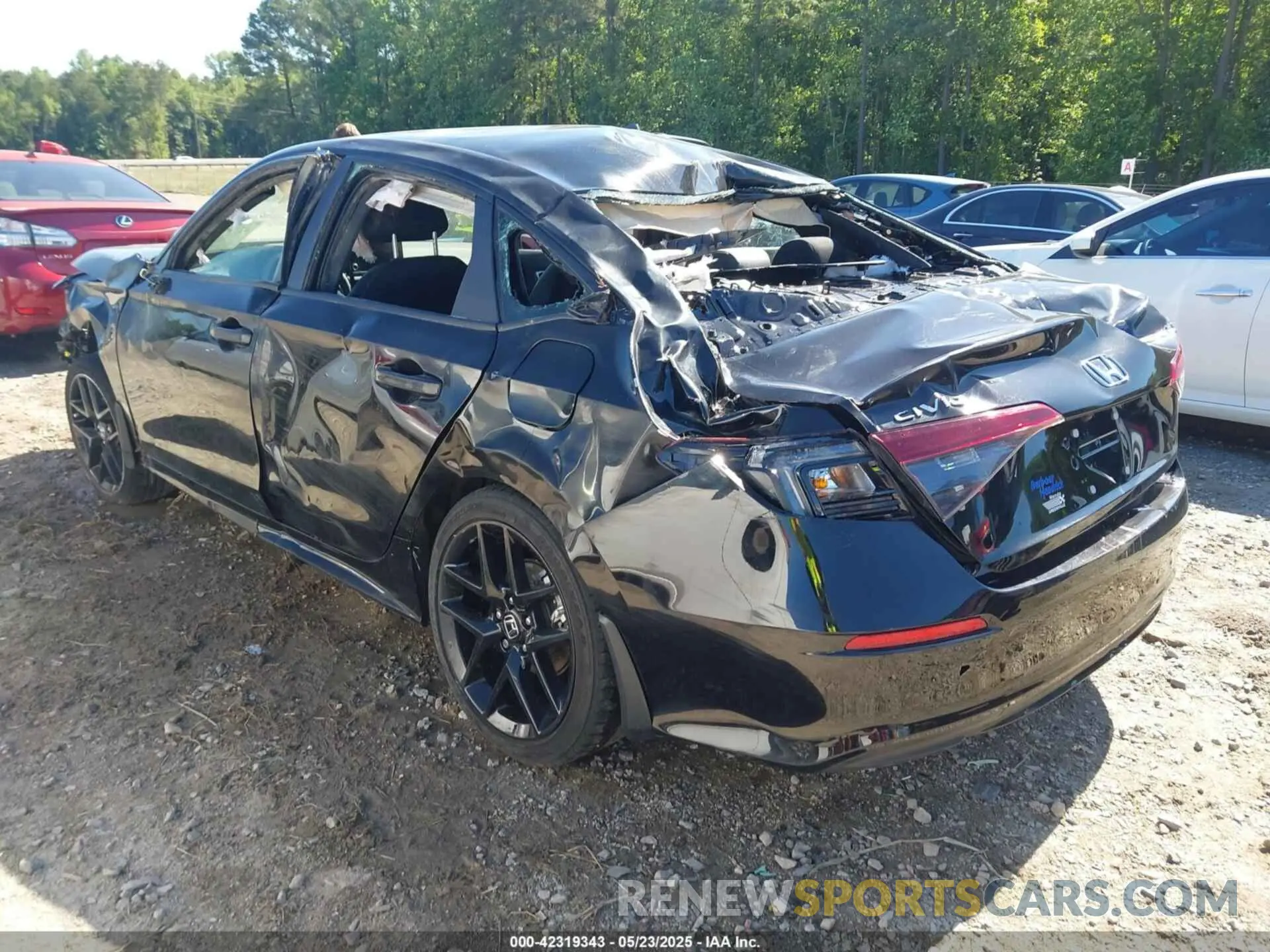 3 Фотография поврежденного автомобиля 2HGFE2F53SH512703 HONDA CIVIC 2025