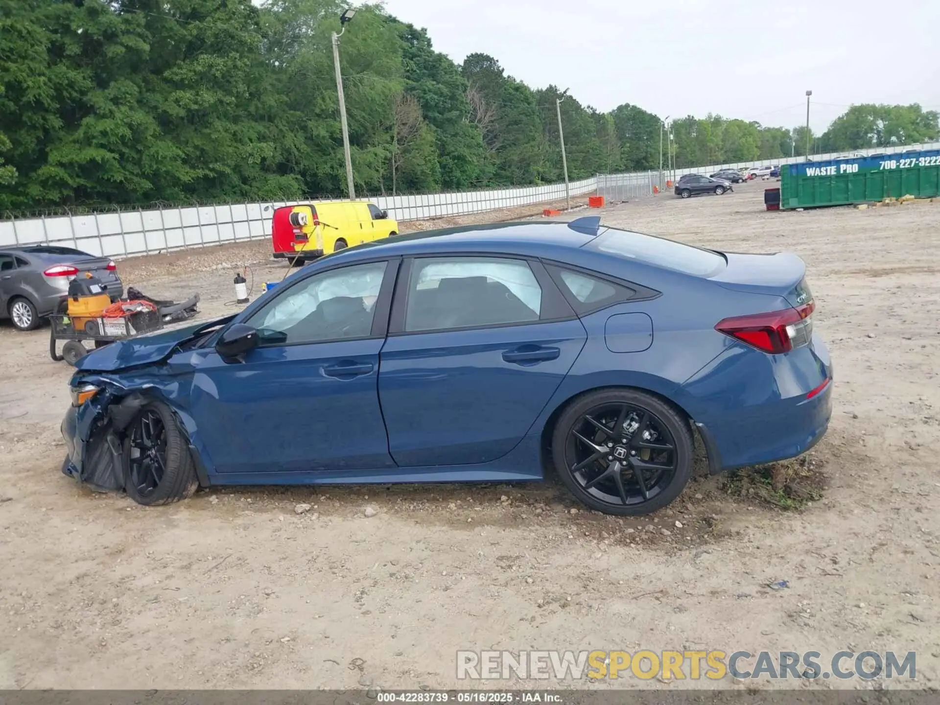 13 Photograph of a damaged car 2HGFE2F53SH525497 HONDA CIVIC 2025