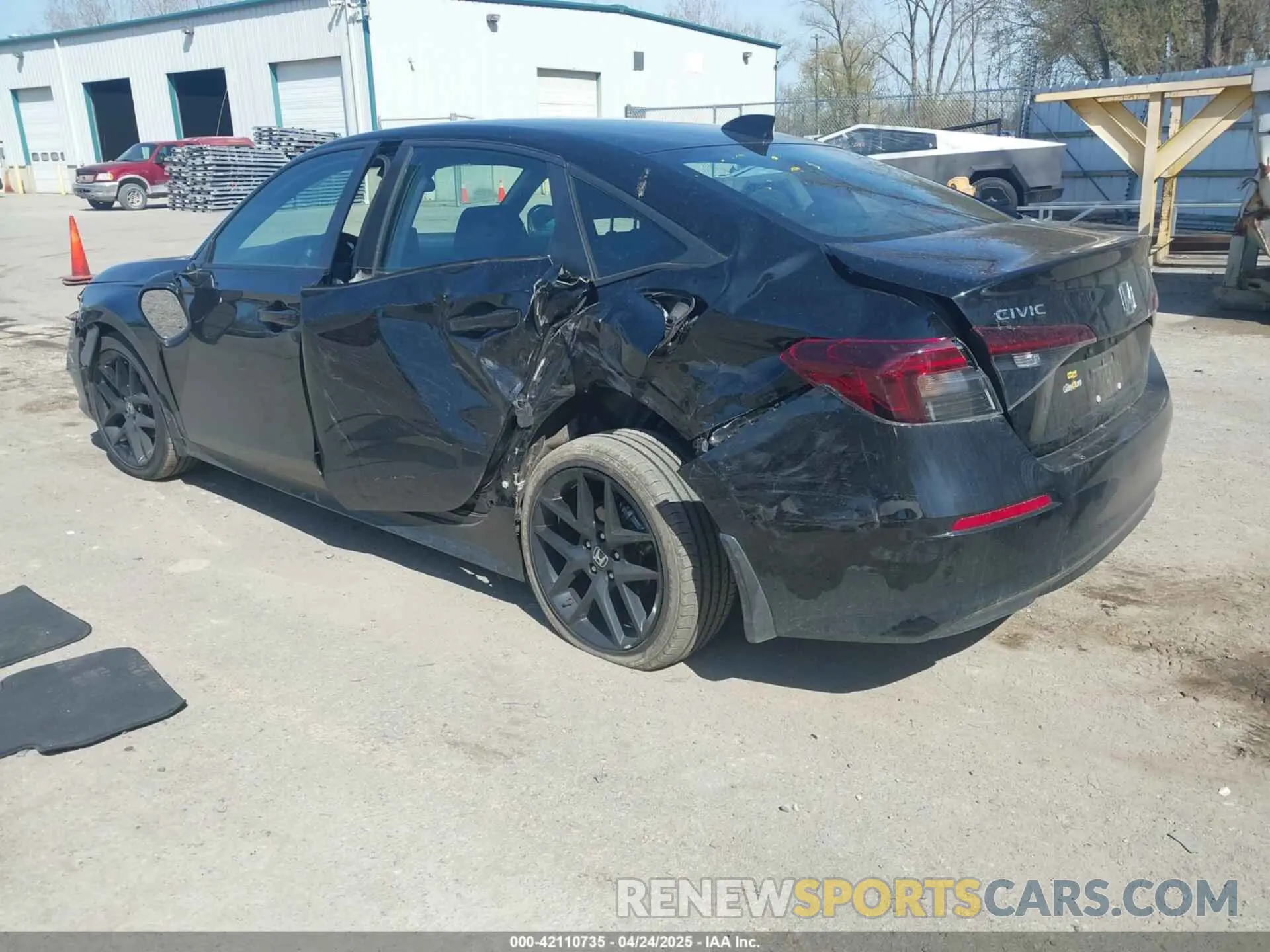 3 Фотография поврежденного автомобиля 2HGFE2F53SH539707 HONDA CIVIC 2025