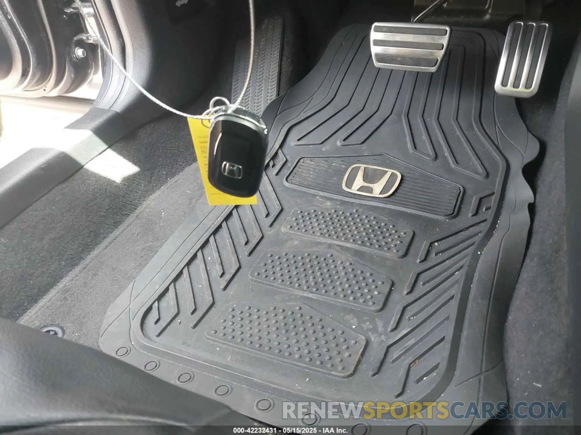 11 Photograph of a damaged car 2HGFE2F54SH518493 HONDA CIVIC 2025