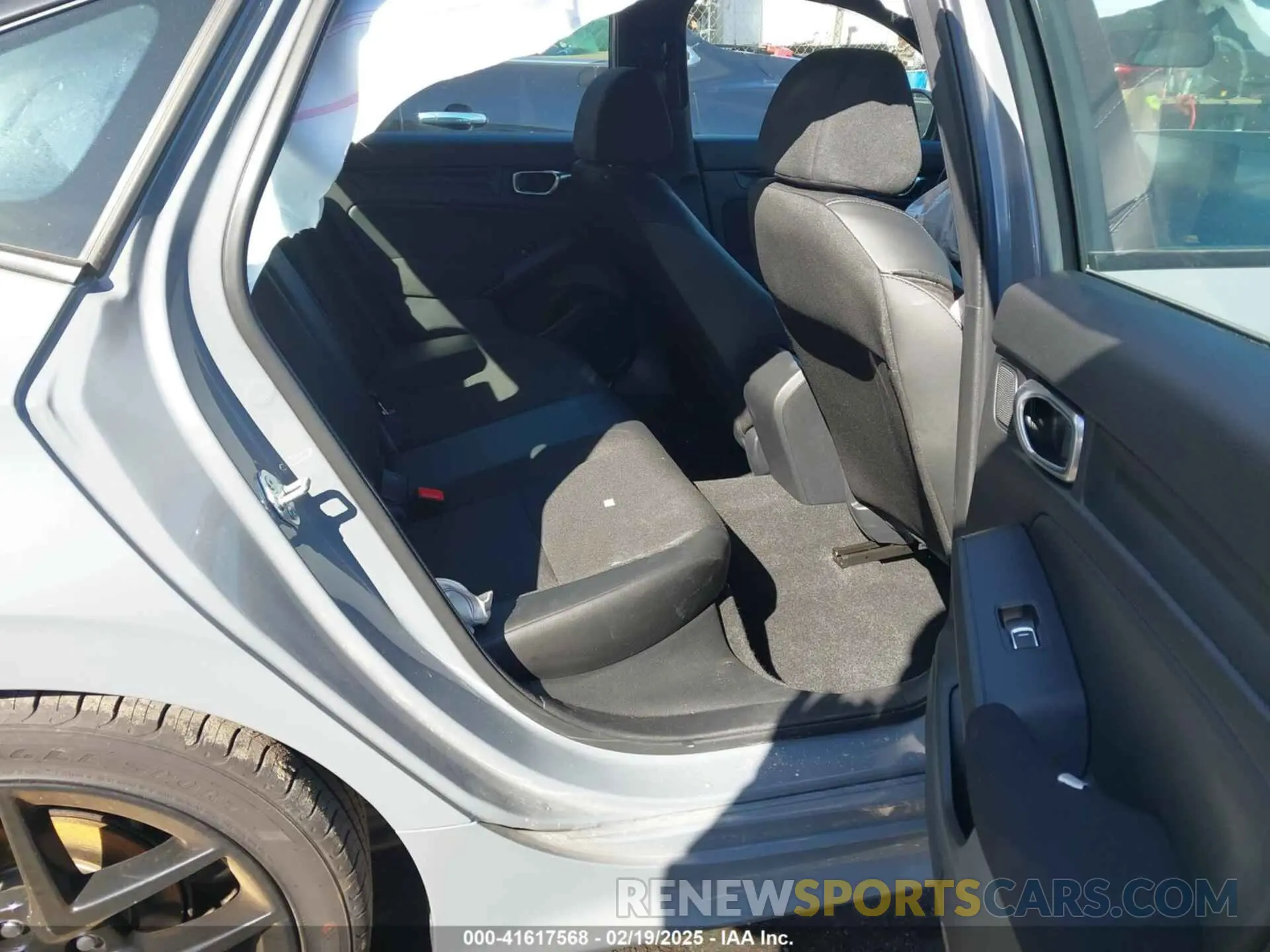 8 Фотография поврежденного автомобиля 2HGFE2F54SH536525 HONDA CIVIC 2025