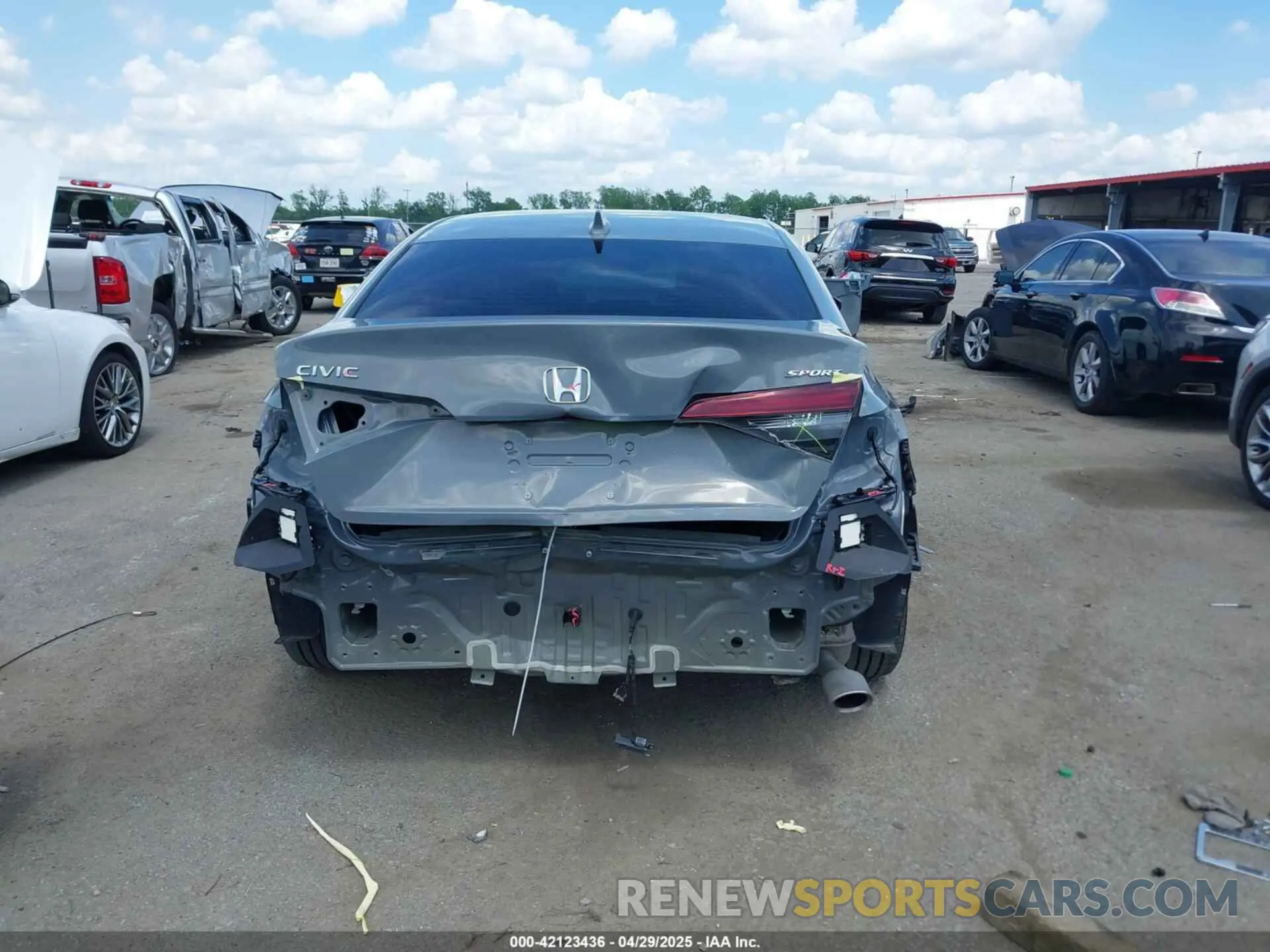 17 Фотография поврежденного автомобиля 2HGFE2F54SH564003 HONDA CIVIC 2025