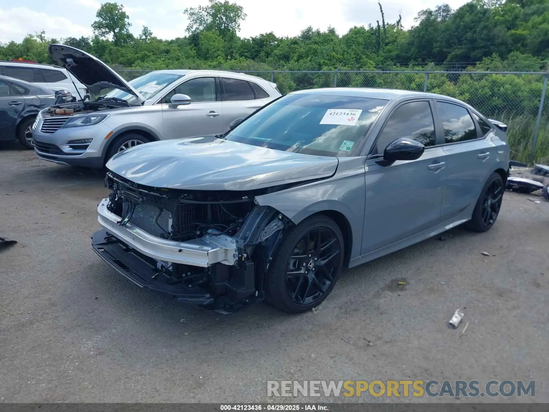 2 Фотография поврежденного автомобиля 2HGFE2F54SH564003 HONDA CIVIC 2025