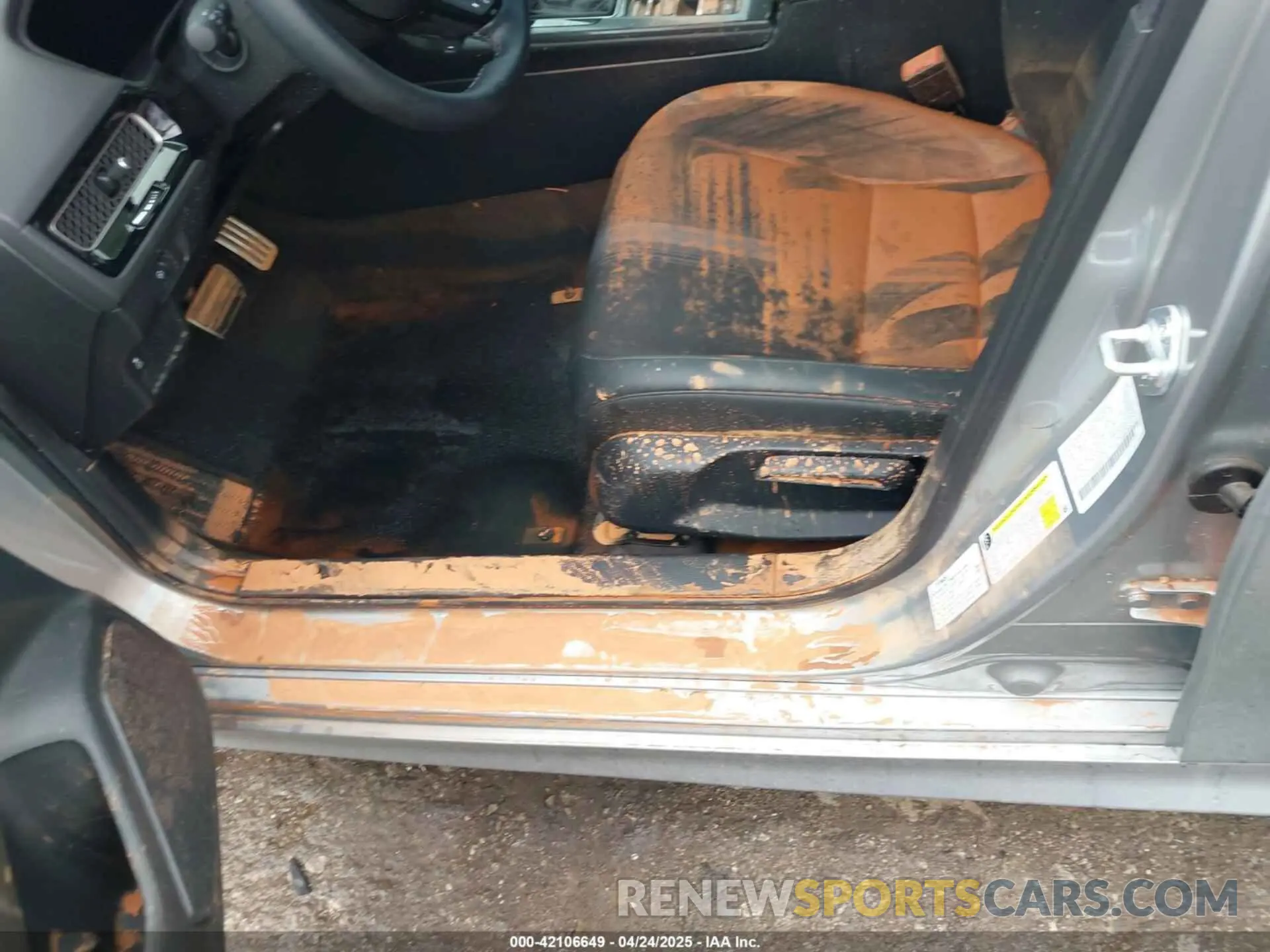 6 Photograph of a damaged car 2HGFE2F54SH567757 HONDA CIVIC 2025