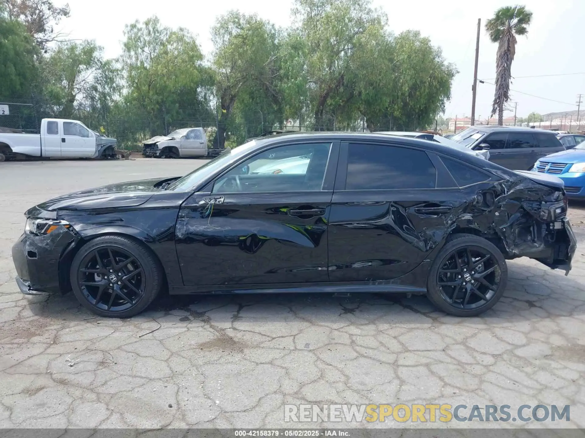 14 Photograph of a damaged car 2HGFE2F56SH546859 HONDA CIVIC 2025