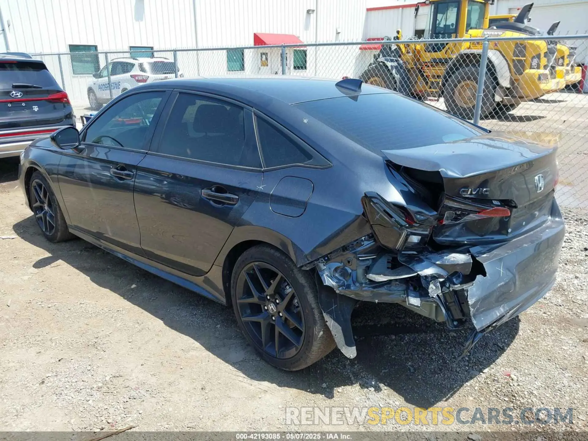 3 Фотография поврежденного автомобиля 2HGFE2F56SH559594 HONDA CIVIC 2025