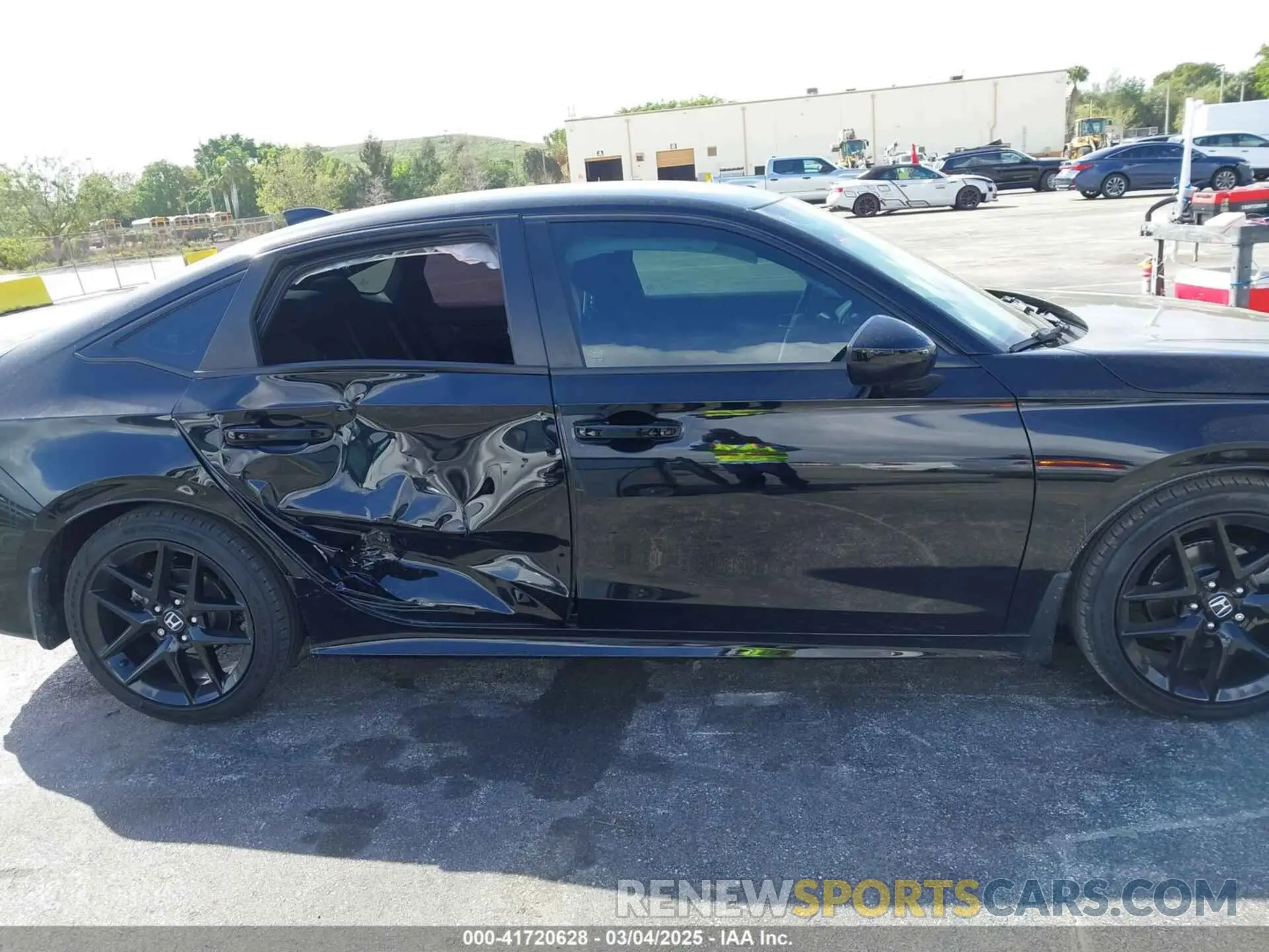 13 Фотография поврежденного автомобиля 2HGFE2F56SH569638 HONDA CIVIC 2025
