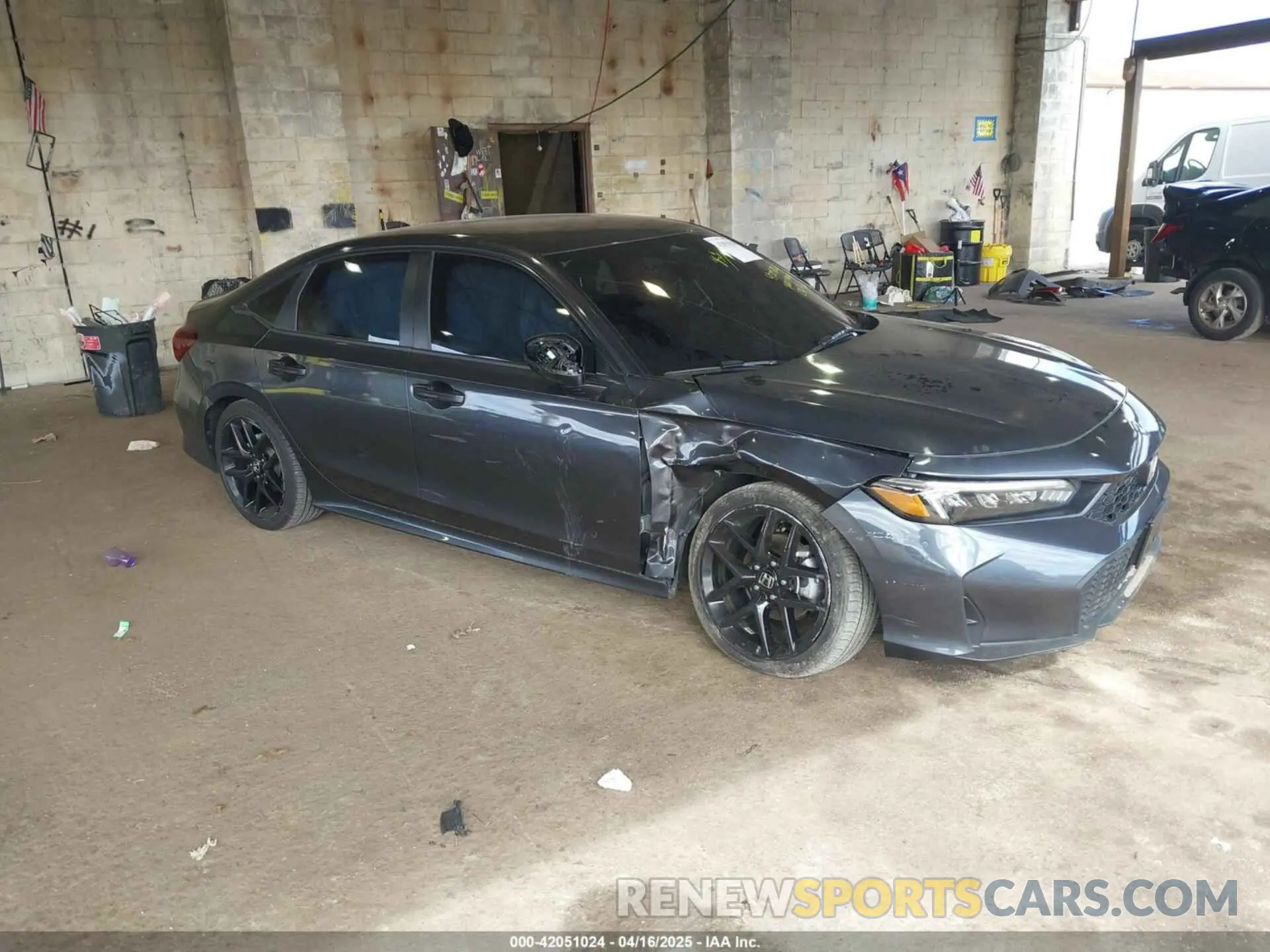 1 Фотография поврежденного автомобиля 2HGFE2F57SH524448 HONDA CIVIC 2025