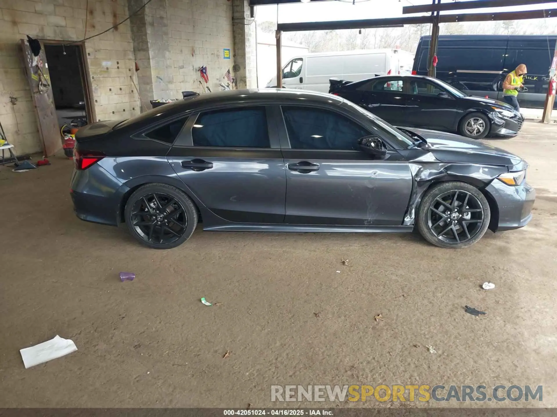 13 Фотография поврежденного автомобиля 2HGFE2F57SH524448 HONDA CIVIC 2025