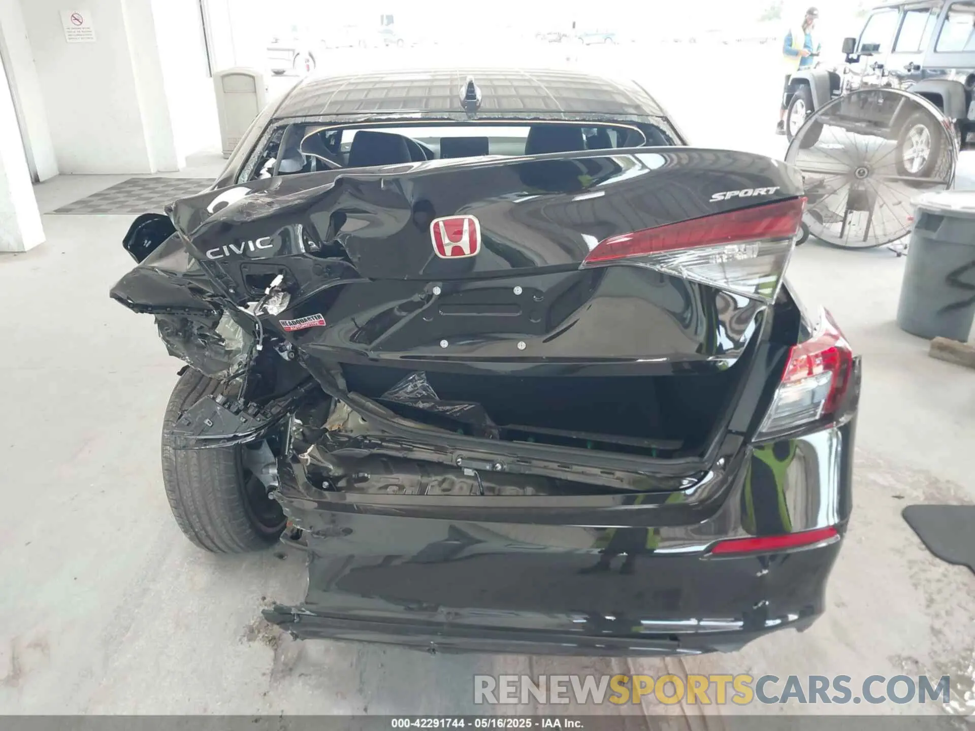 15 Photograph of a damaged car 2HGFE2F57SH577845 HONDA CIVIC 2025
