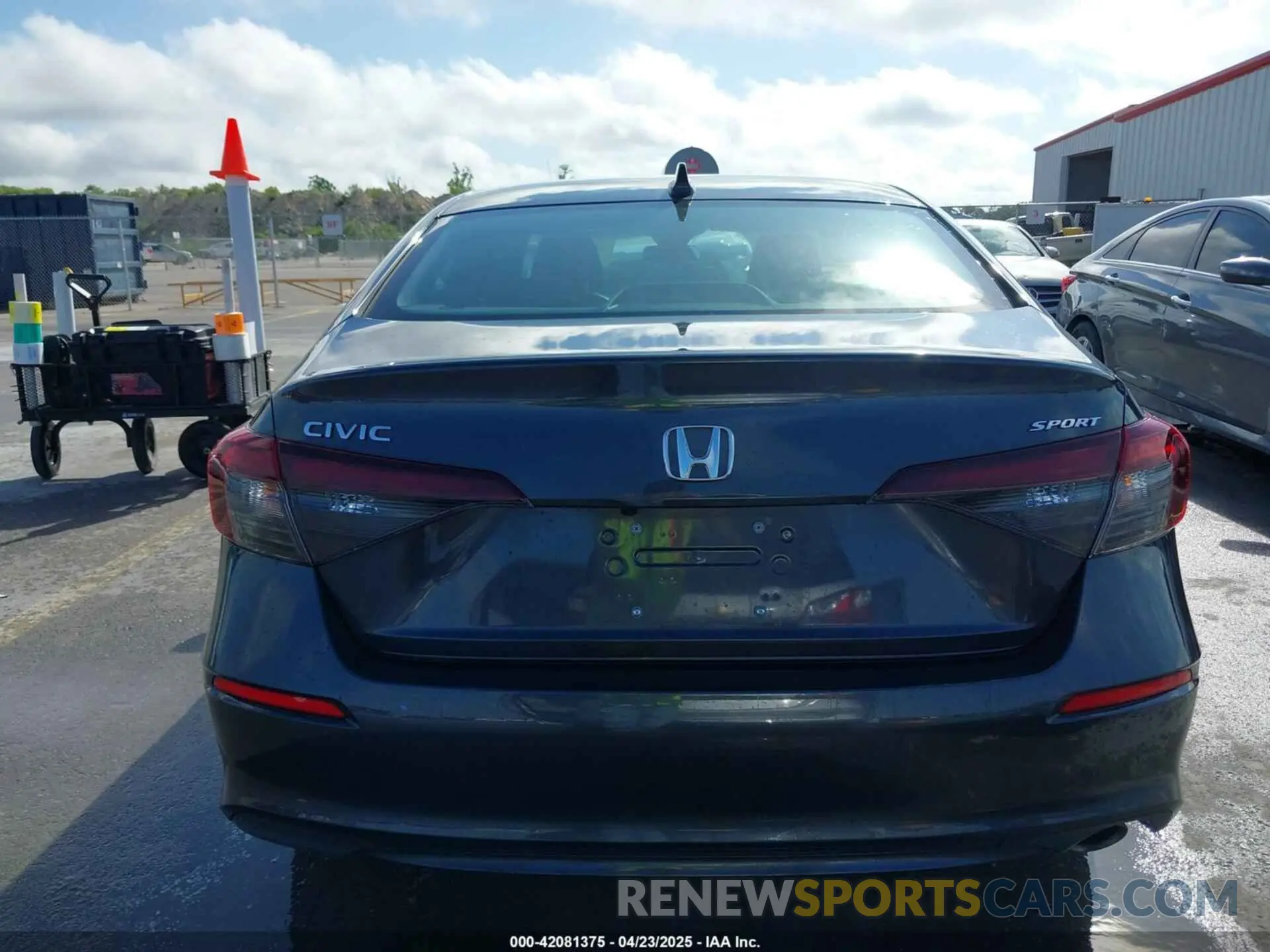 16 Photograph of a damaged car 2HGFE2F58SH556809 HONDA CIVIC 2025