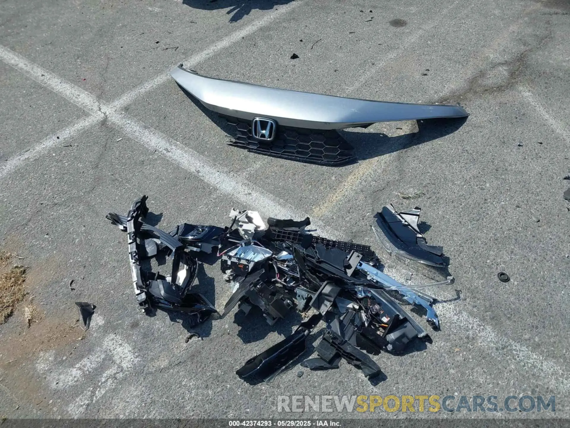 12 Фотография поврежденного автомобиля 2HGFE2F58SH583282 HONDA CIVIC 2025