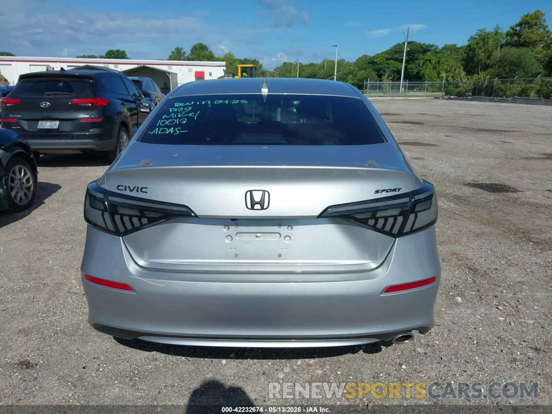 16 Photograph of a damaged car 2HGFE2F59SH549528 HONDA CIVIC 2025