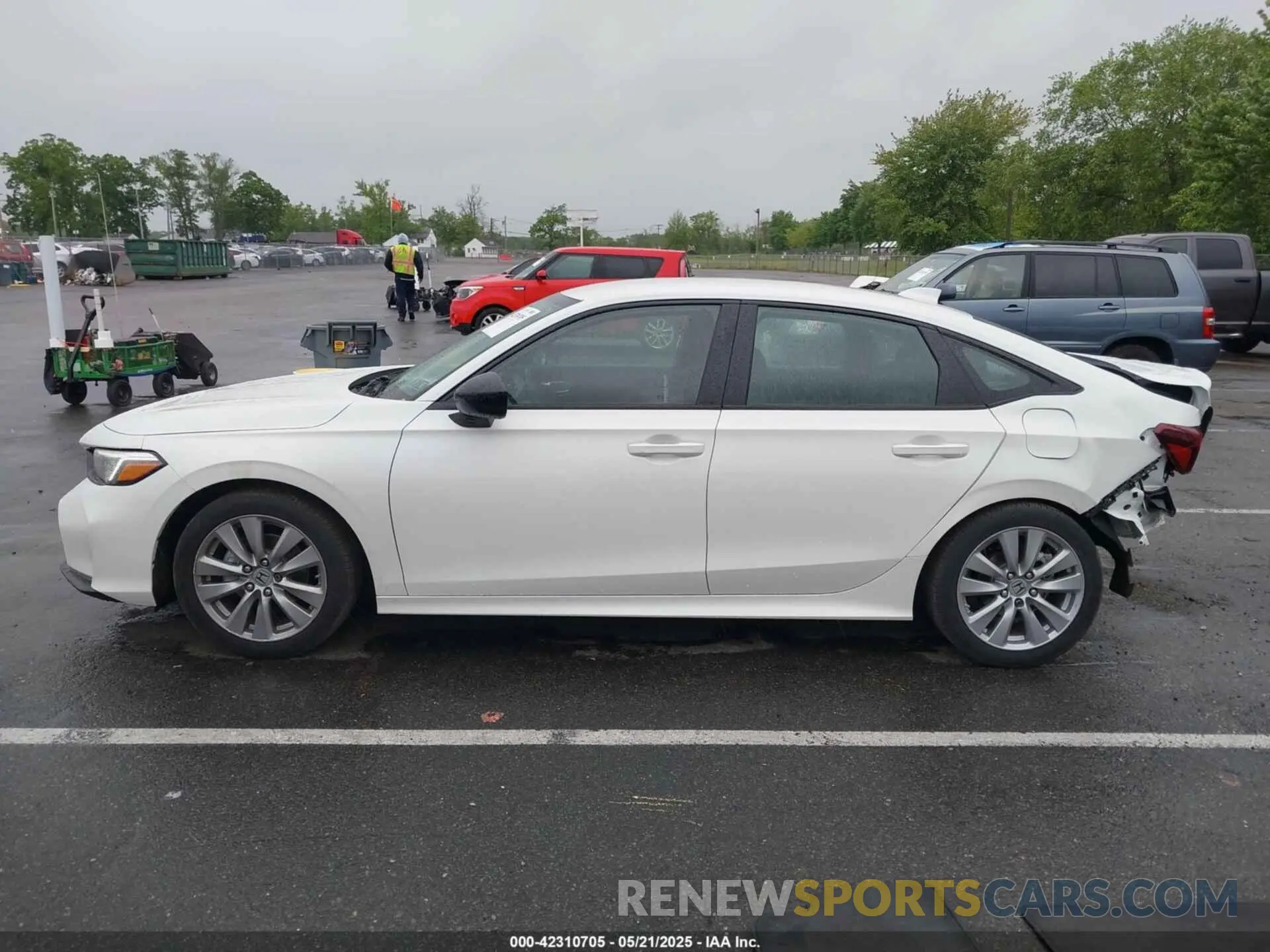 14 Photograph of a damaged car 2HGFE2F59SH581279 HONDA CIVIC 2025
