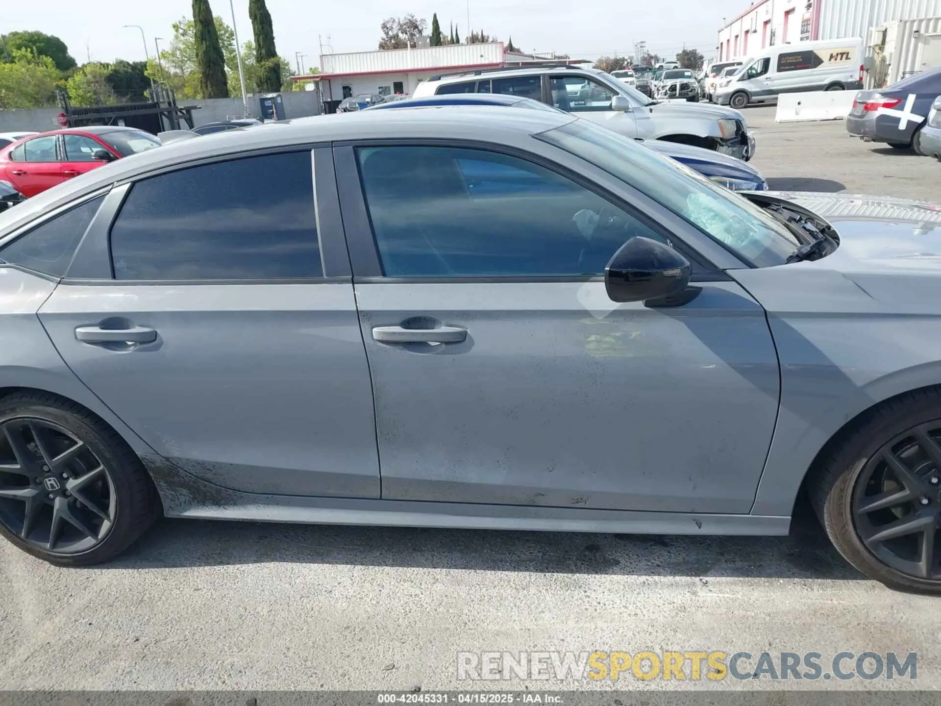 13 Фотография поврежденного автомобиля 2HGFE2F5XSH506137 HONDA CIVIC 2025