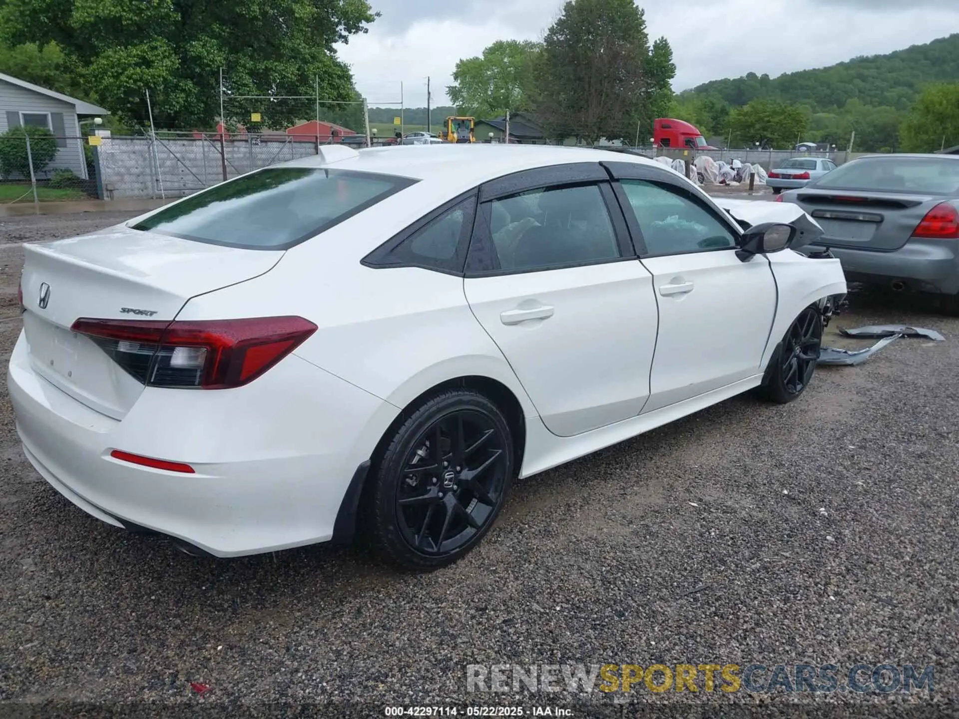 4 Фотография поврежденного автомобиля 2HGFE2F5XSH525545 HONDA CIVIC 2025