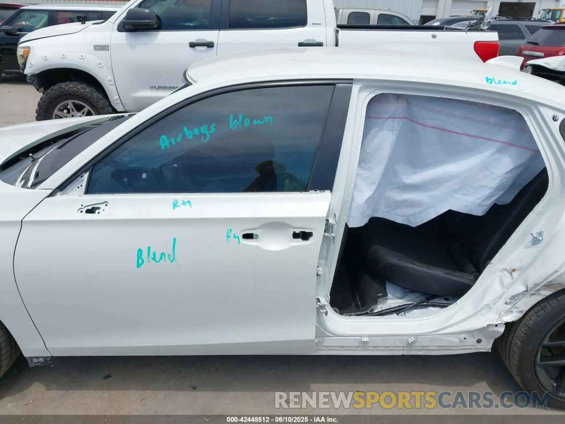 15 Photograph of a damaged car 2HGFE2F5XSH532141 HONDA CIVIC 2025