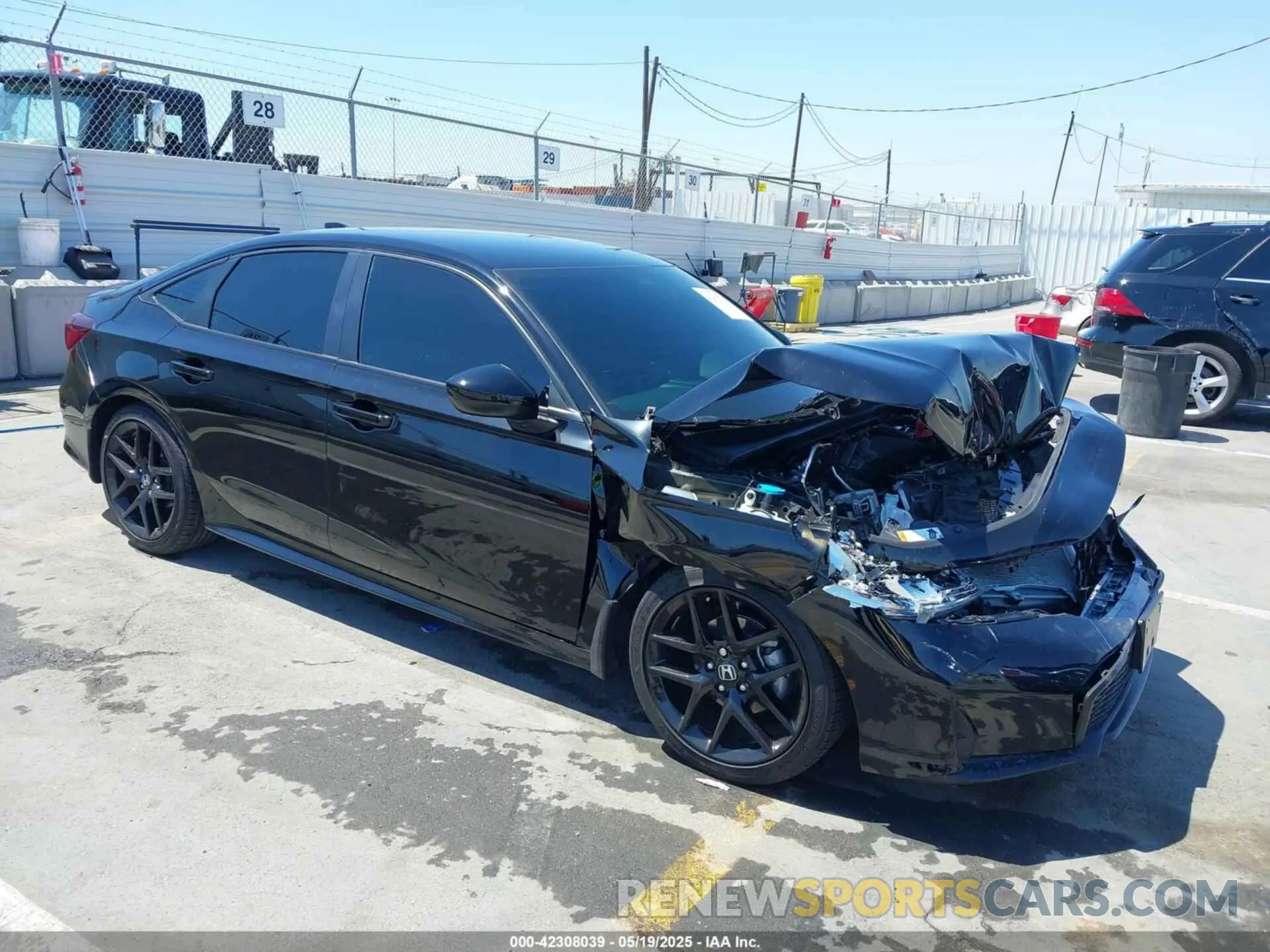 1 Photograph of a damaged car 2HGFE2F5XSH538926 HONDA CIVIC 2025