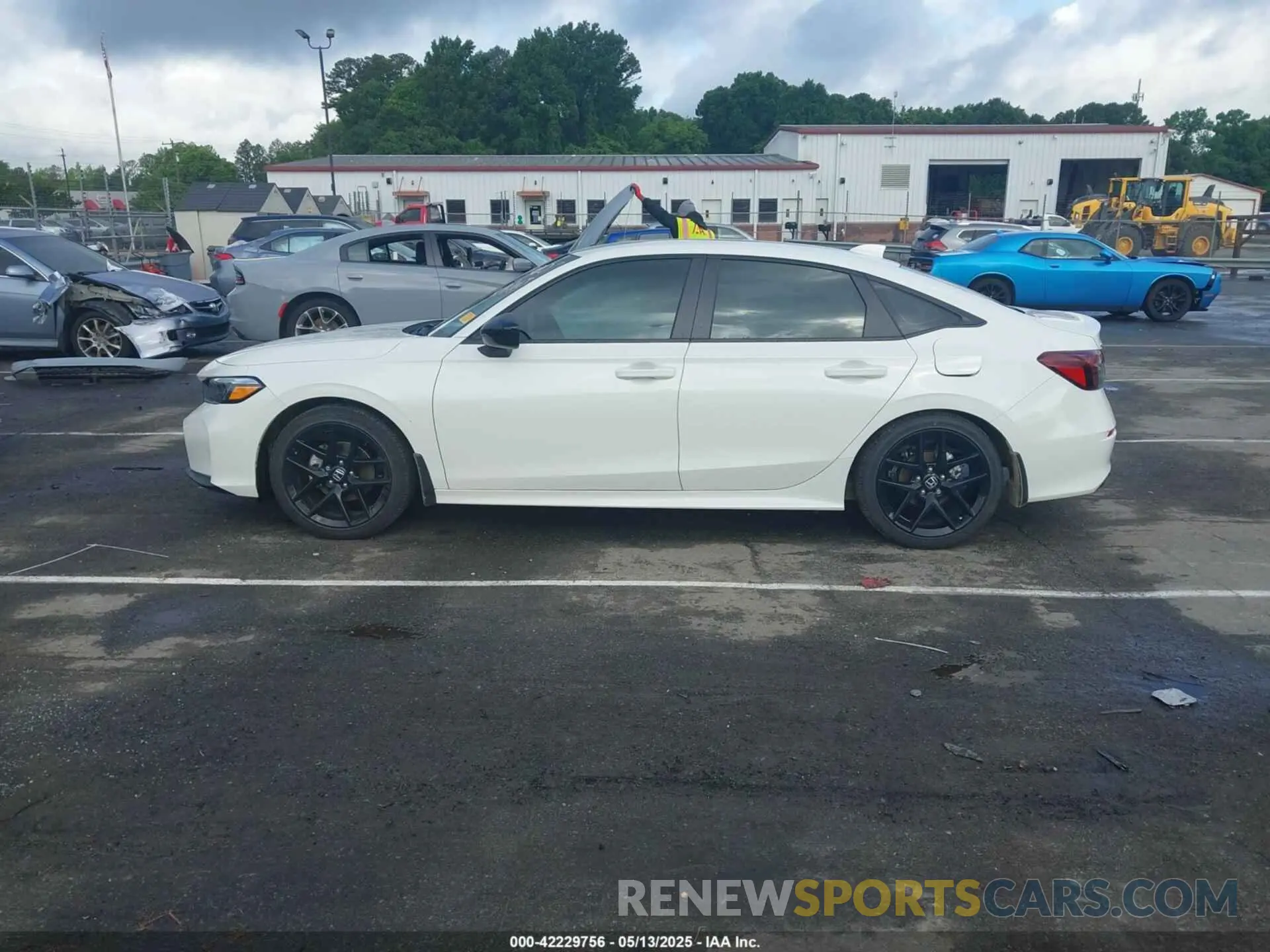 14 Фотография поврежденного автомобиля 2HGFE2F5XSH543480 HONDA CIVIC 2025