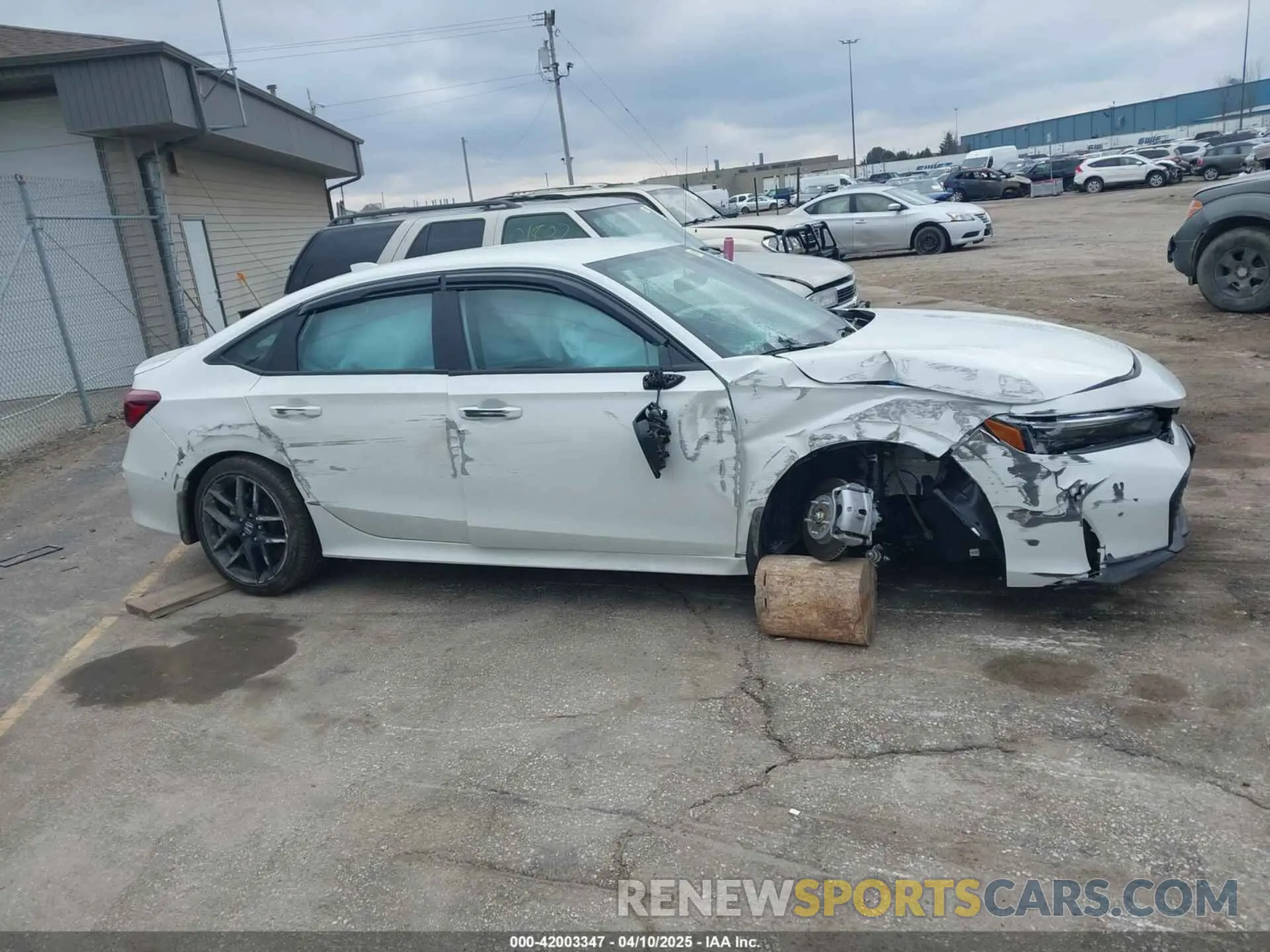14 Photograph of a damaged car 2HGFE2F5XSH553751 HONDA CIVIC 2025