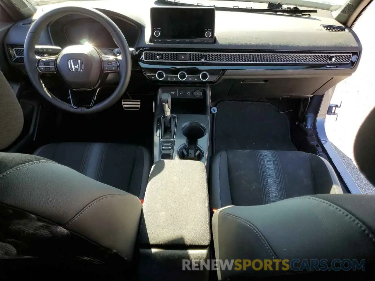 8 Фотография поврежденного автомобиля 2HGFE4F81SH311257 HONDA CIVIC 2025