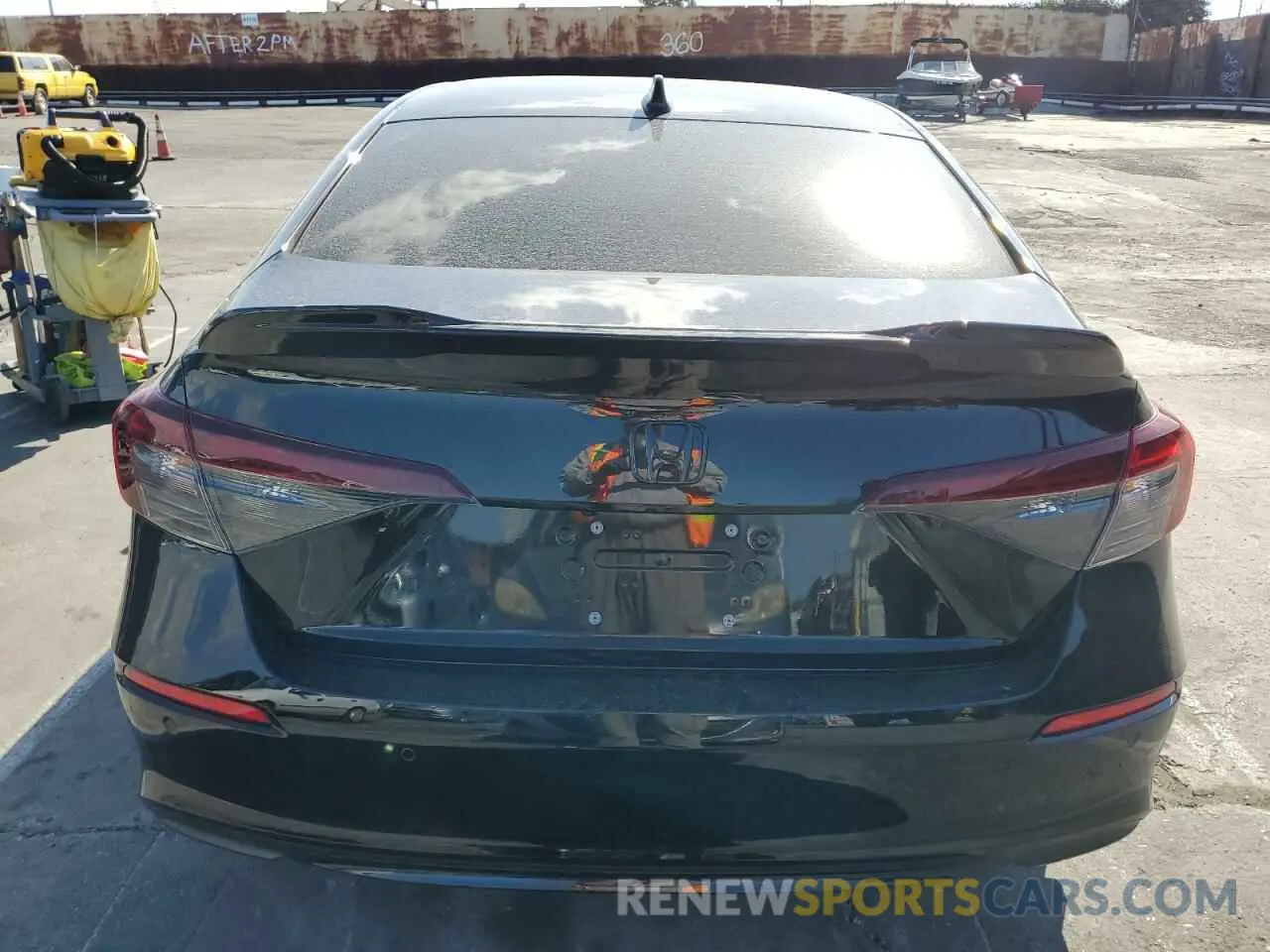 6 Photograph of a damaged car 2HGFE4F87SH301154 HONDA CIVIC 2025