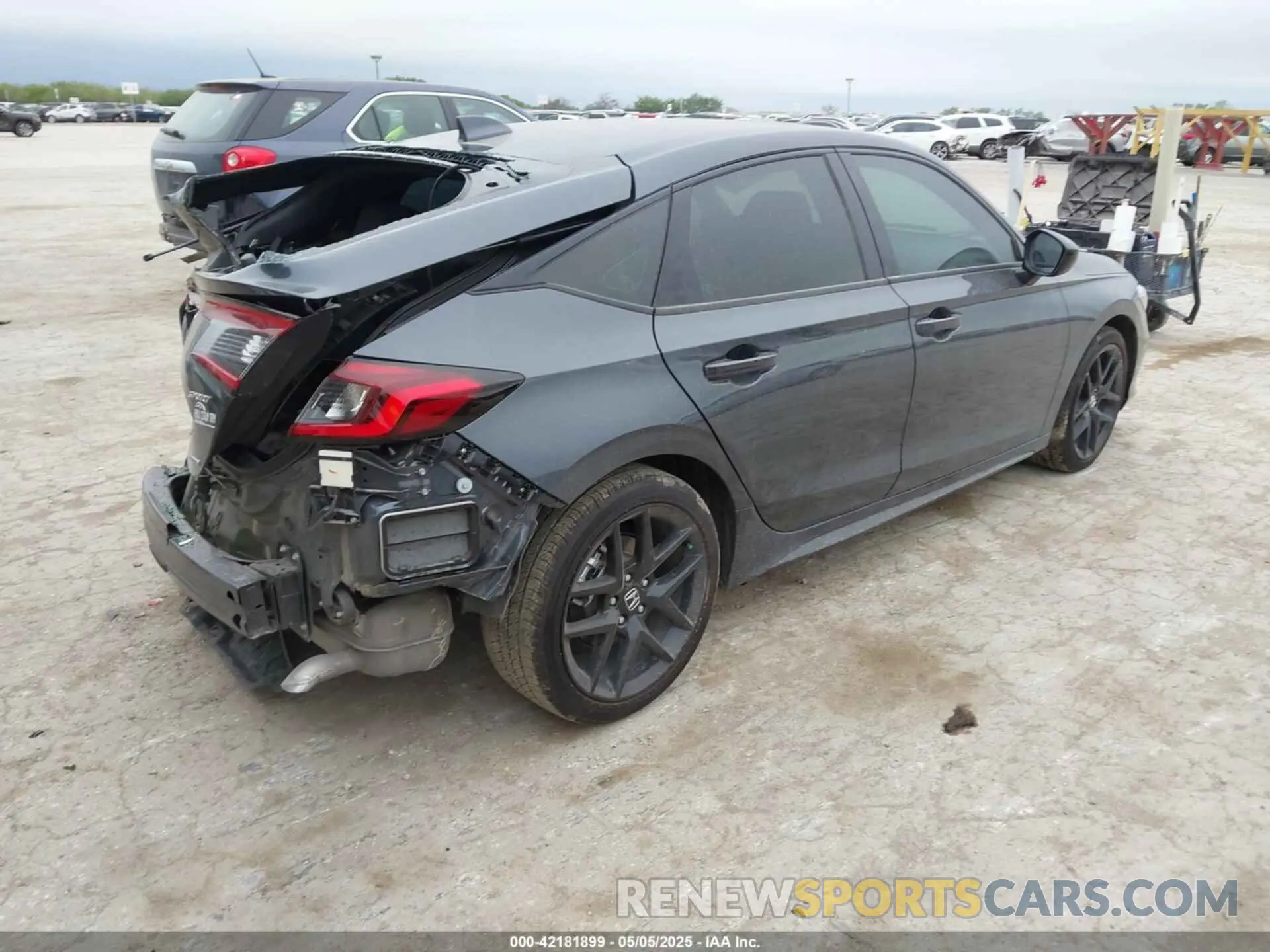 4 Photograph of a damaged car 19XFL4H87SE011901 HONDA CIVIC  HYBRID 2025