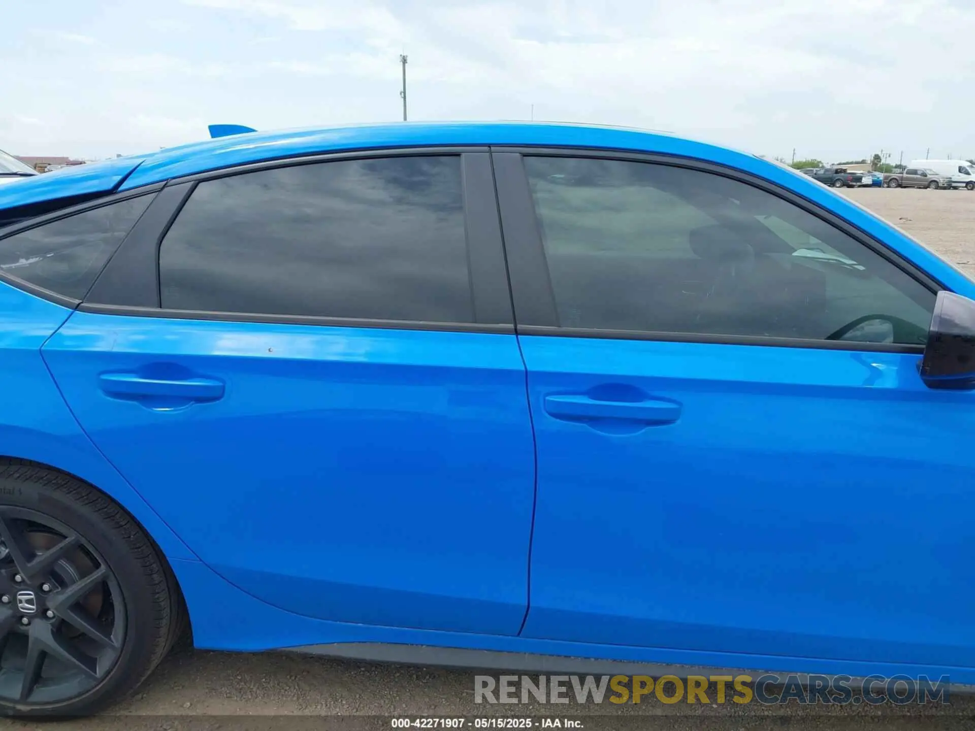 13 Photograph of a damaged car 19XFL4H8XSE013674 HONDA CIVIC HYBRID 2025