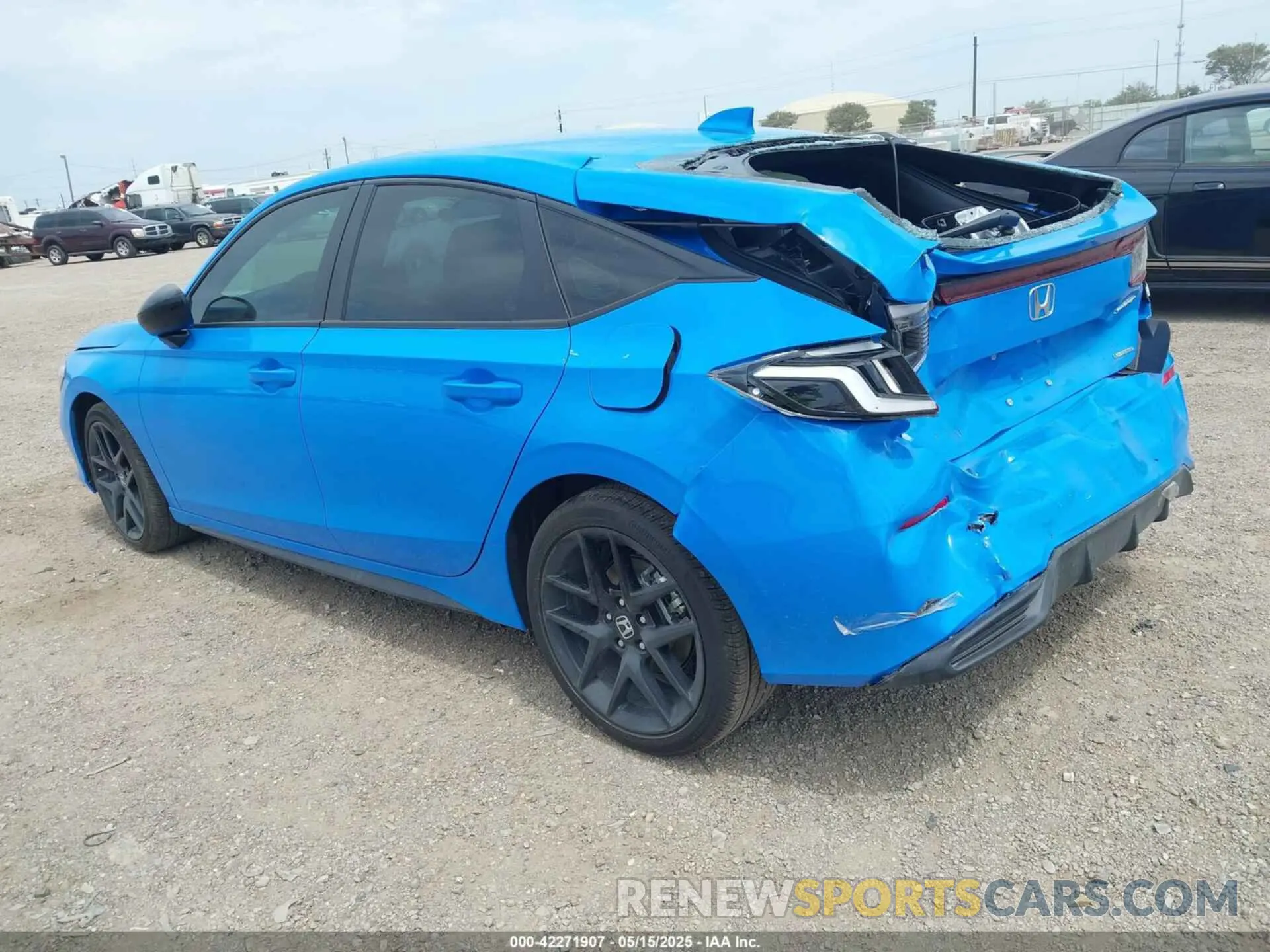 3 Photograph of a damaged car 19XFL4H8XSE013674 HONDA CIVIC HYBRID 2025